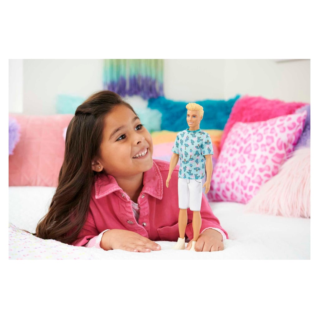 Barbie Anziehpuppe »Barbie Fashionista Ken im Urlaubs-Look«