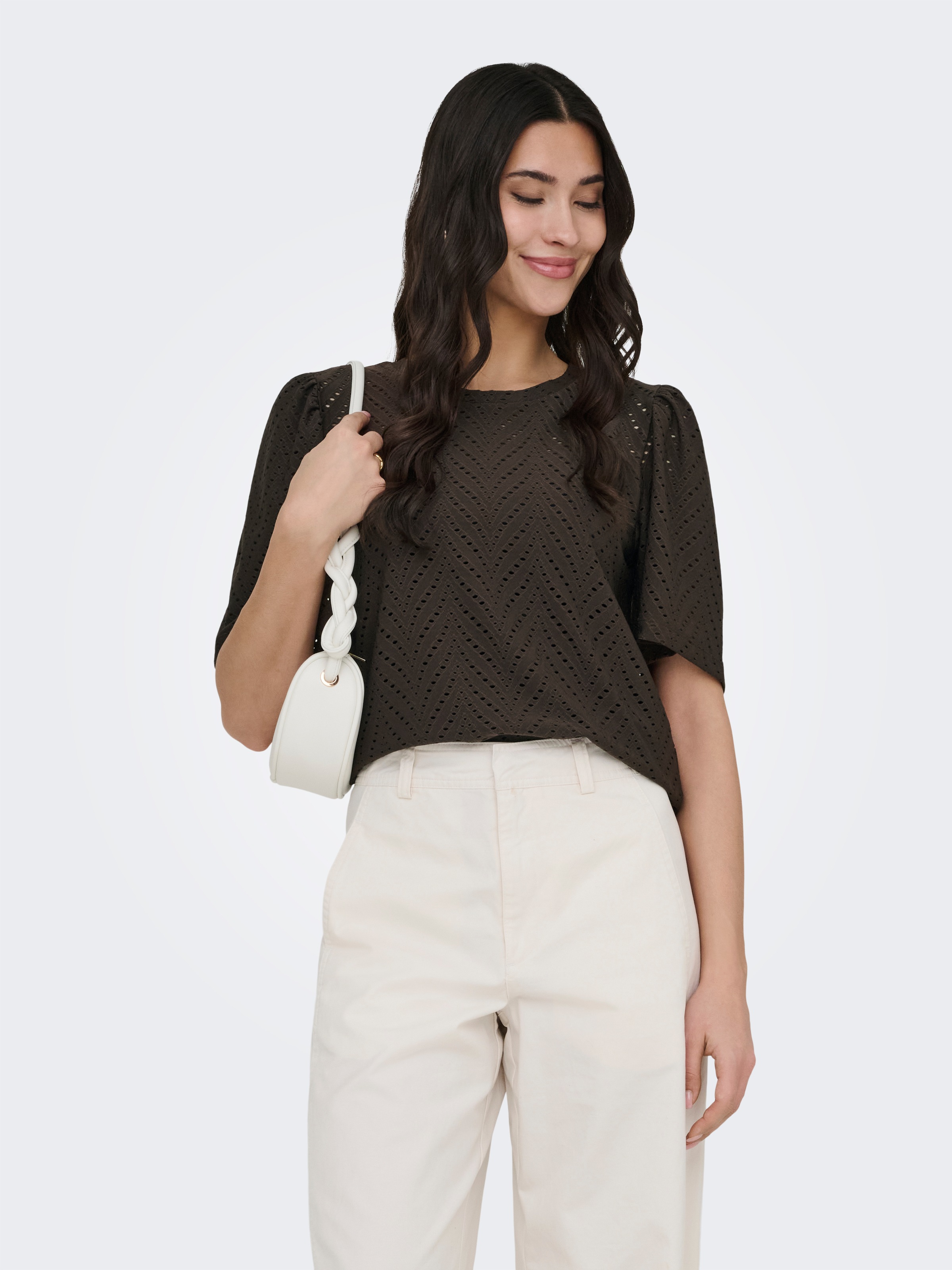 Image of JDY Spitzenshirt "JDYCARLA CATHINKA S/S TOP JRS NOOS" Kunstfaser, regular fit