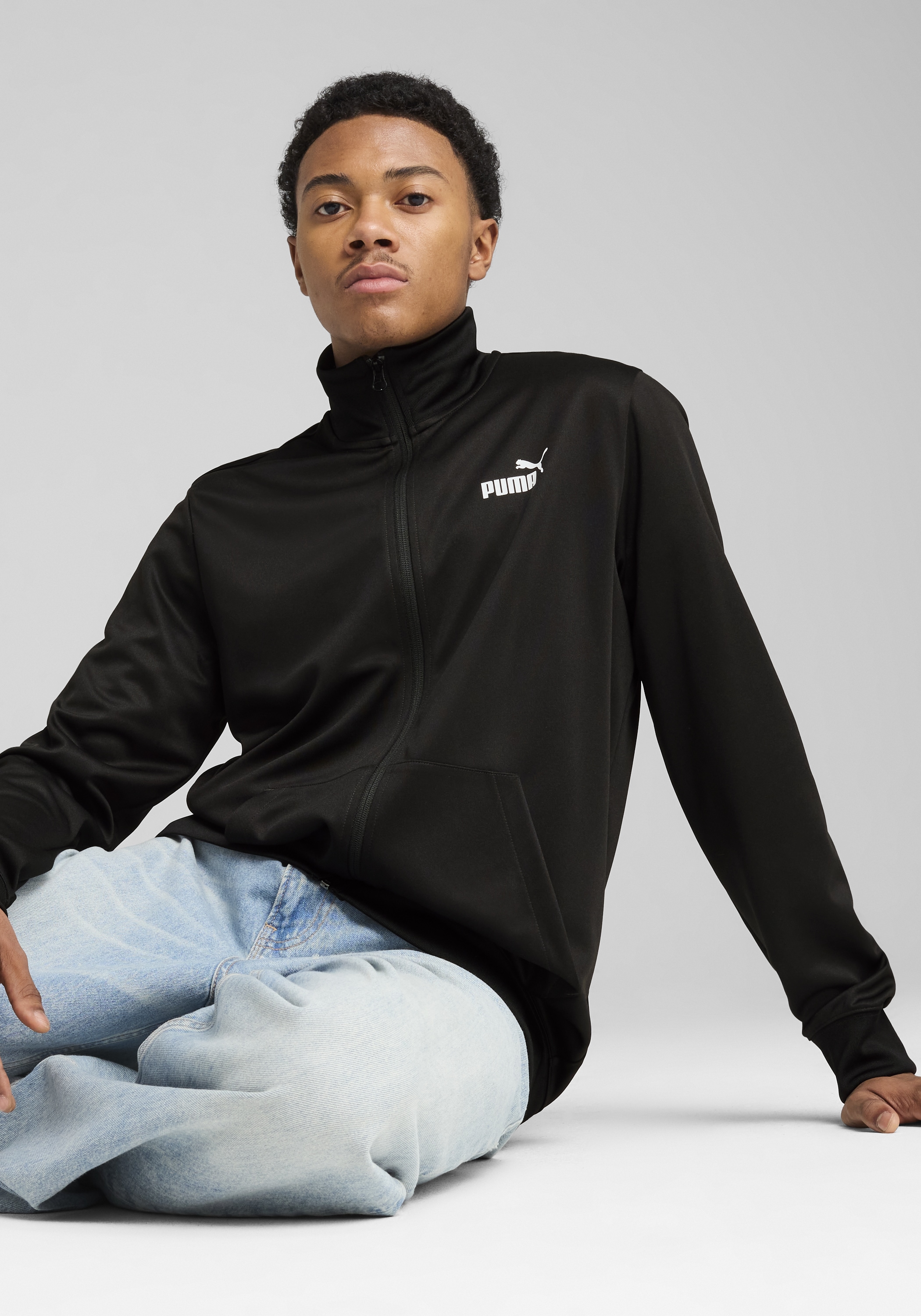 Image of PUMA Trainingsjacke "ESS NO 1 LOGO POLY TRACK JACKET" ohne Kapuze mit Eingrifftaschen, mit Stehkragen, DryCELL-Technologie