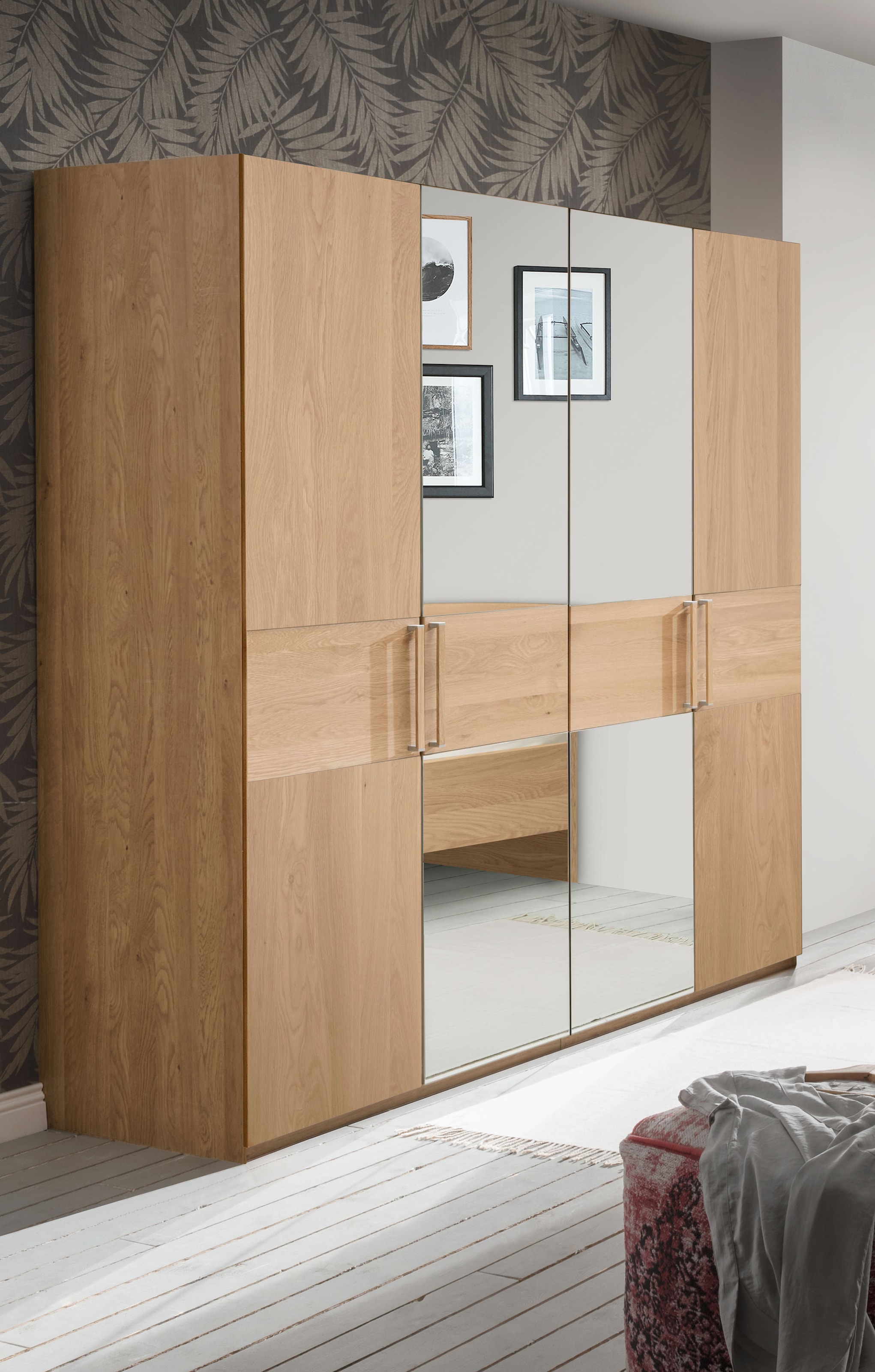 Image of WIEMANN Kleiderschrank "Kiruna" mit Kristallspiegel