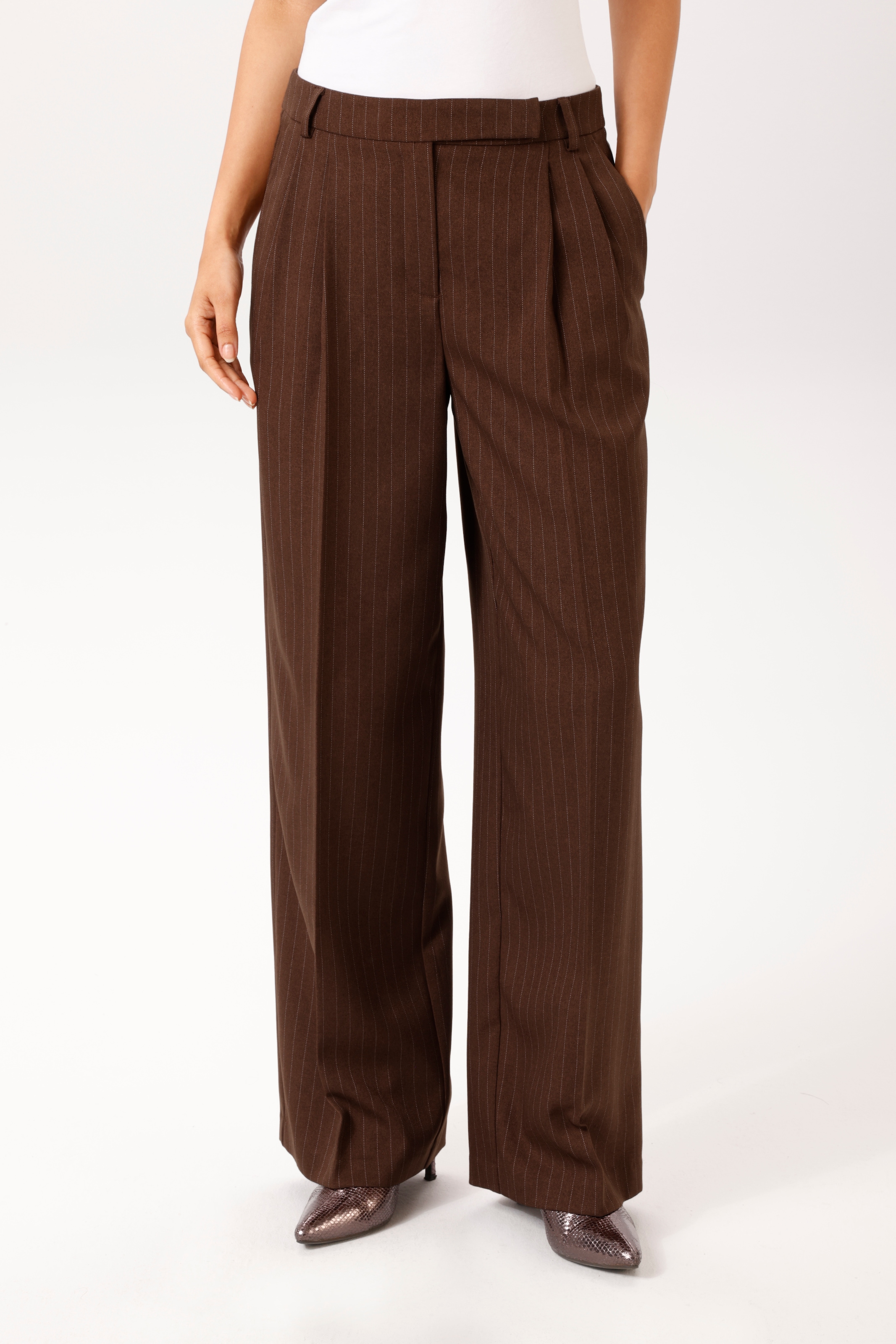 Image of Aniston CASUAL Anzughose im edlen Nadelstreifen-Dessin - NEUE KOLLEKTION