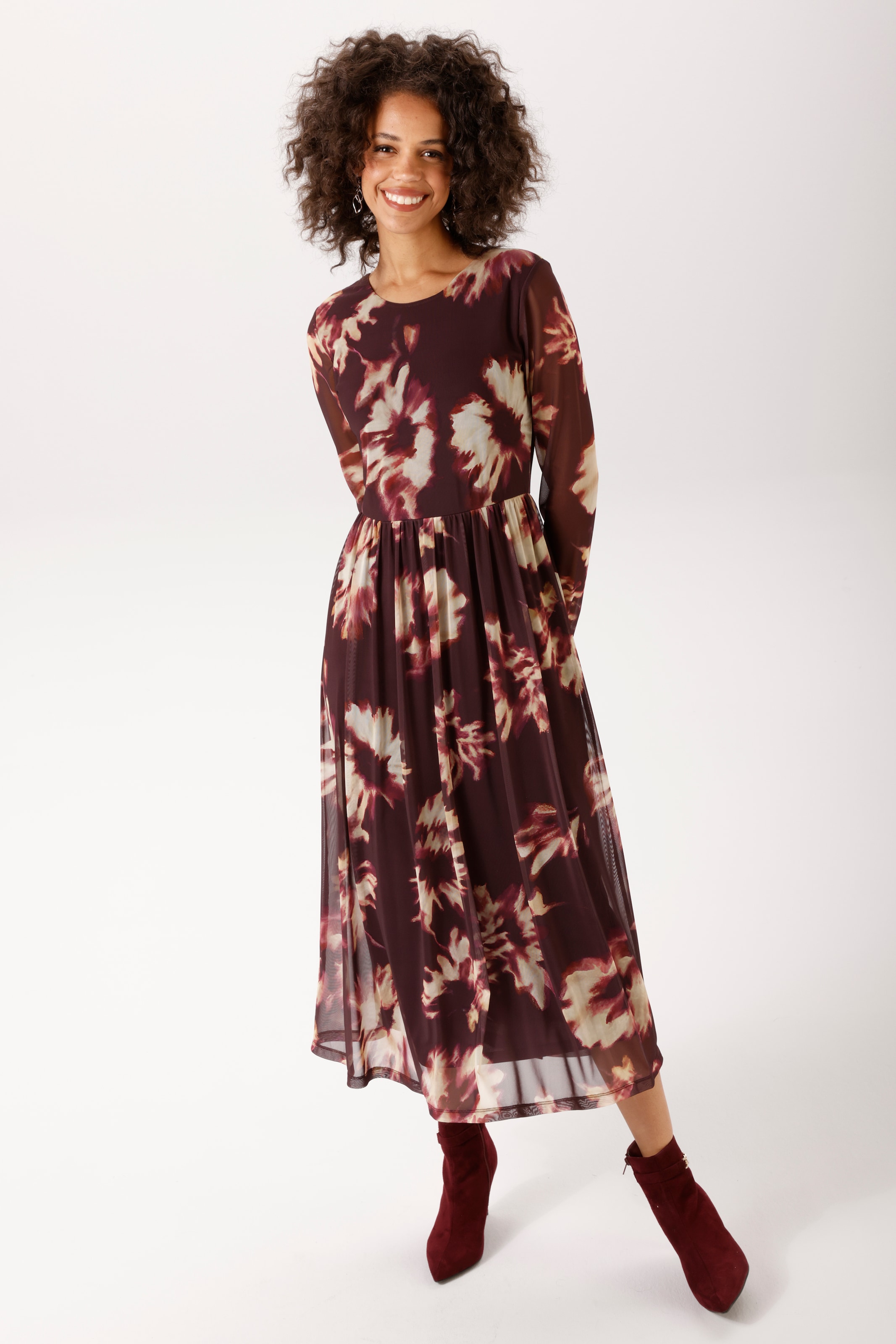 Image of Aniston CASUAL Midikleid mit grafischen Batik-Blüten bedruckt - NEUE KOLLEKTION