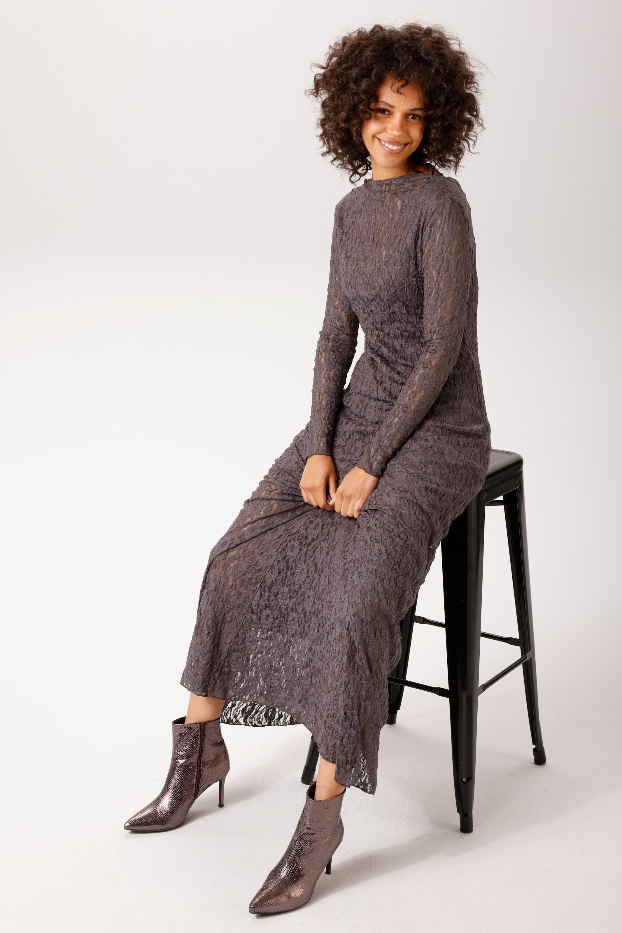 Aniston CASUAL Maxi robe en dentelle délicate et élastique - NOUVELLE COLLECTION