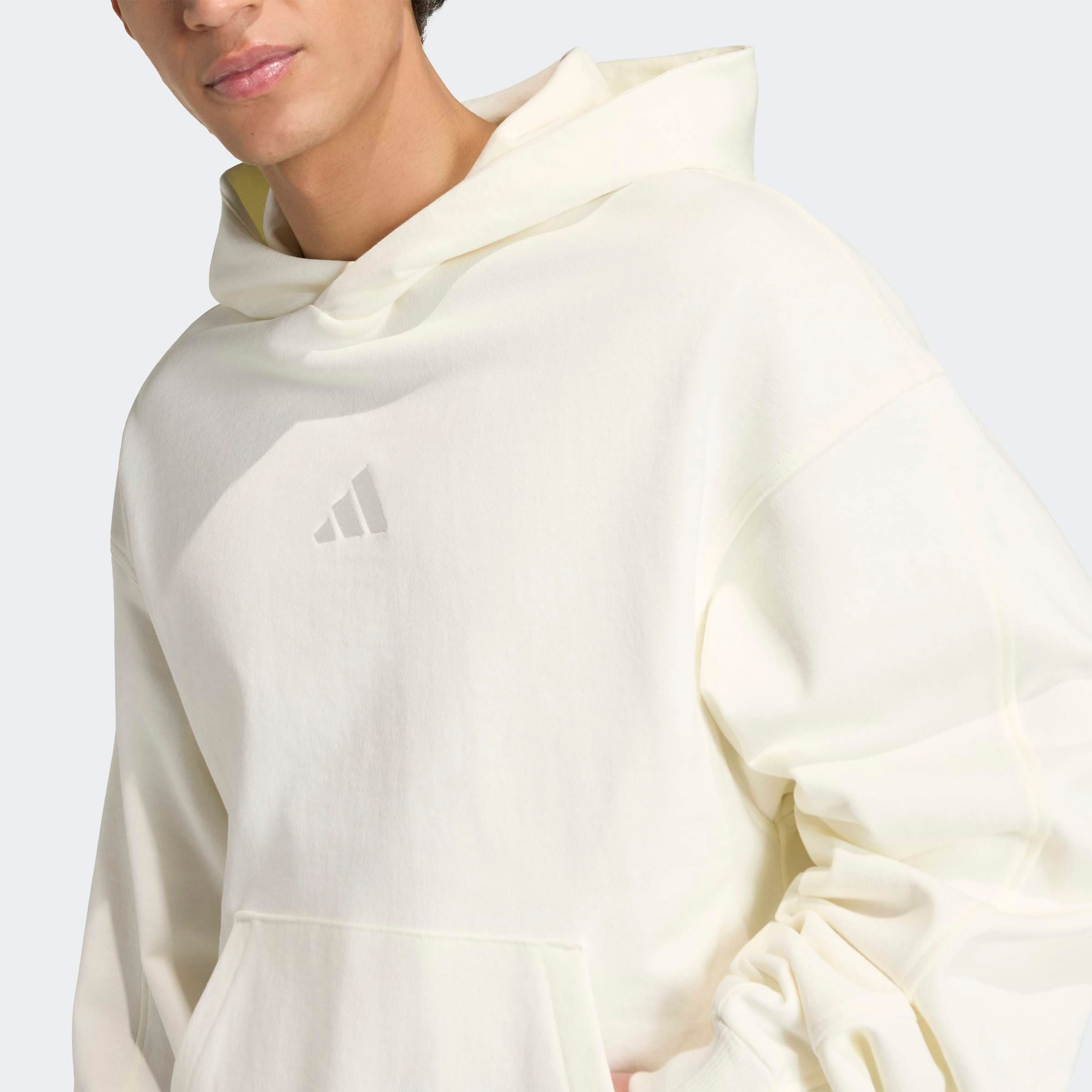 adidas Sportswear Kapuzensweatshirt »ADIDAS KIT HOODIE, KLEINES LOGO«, mit Kapuze, in normaler Schnittform
