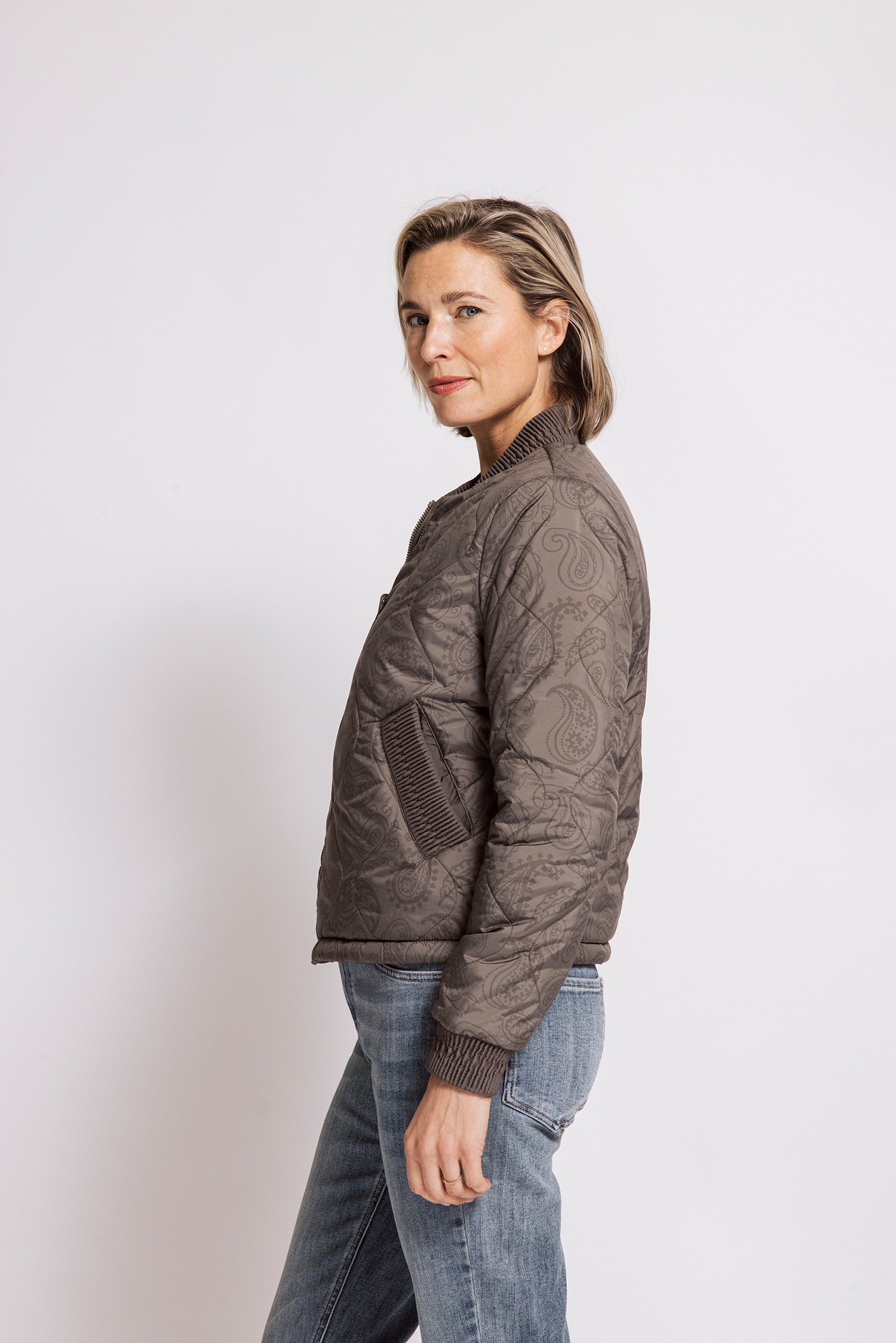 Zhrill Kurzblazer »SARAH« Blouson-Jacke im modernen Stil / Paisley-Muster / Reissverschluss