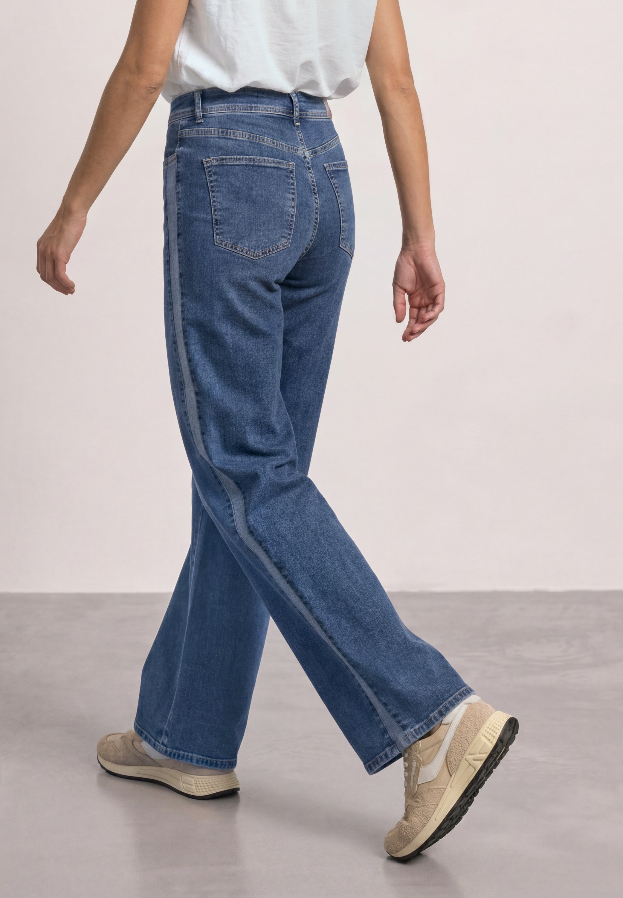 Image of STREET ONE Loose-fit-Jeans mit Gallonstreifen / Wide Leg / Stretch