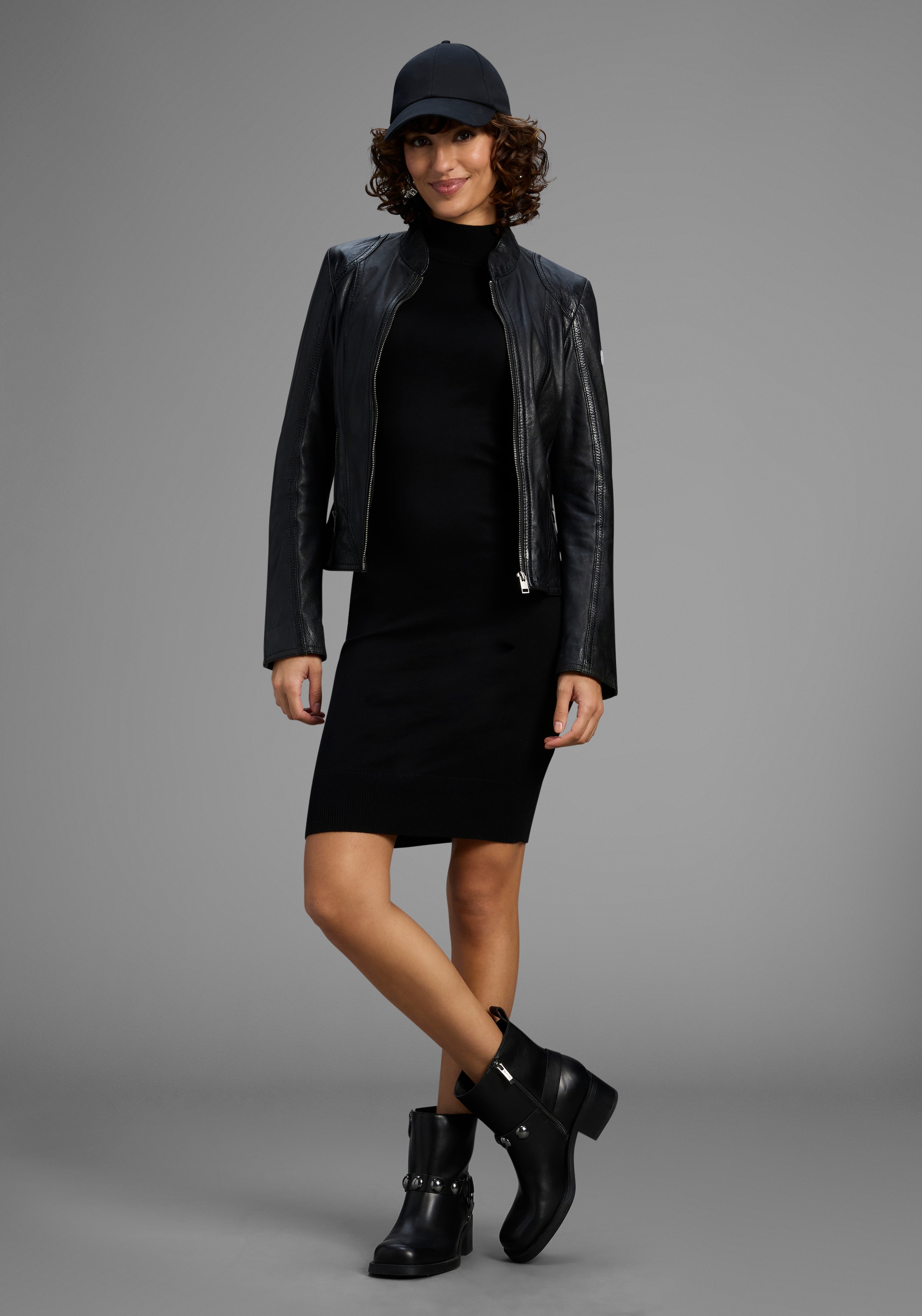 Bruno Banani Robe en tricot mit edlem Kontraststreifen