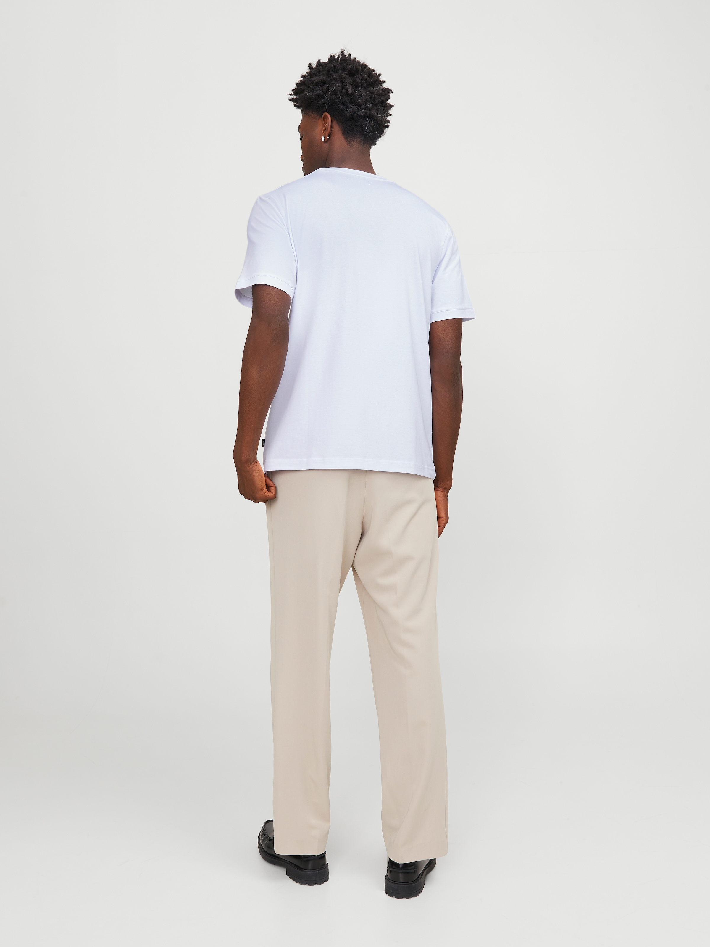 Jack & Jones Shirt à col rond »JJEURBAN EDGE TEE SS O-NECK NOOS« mit Rundhalsausschnitt