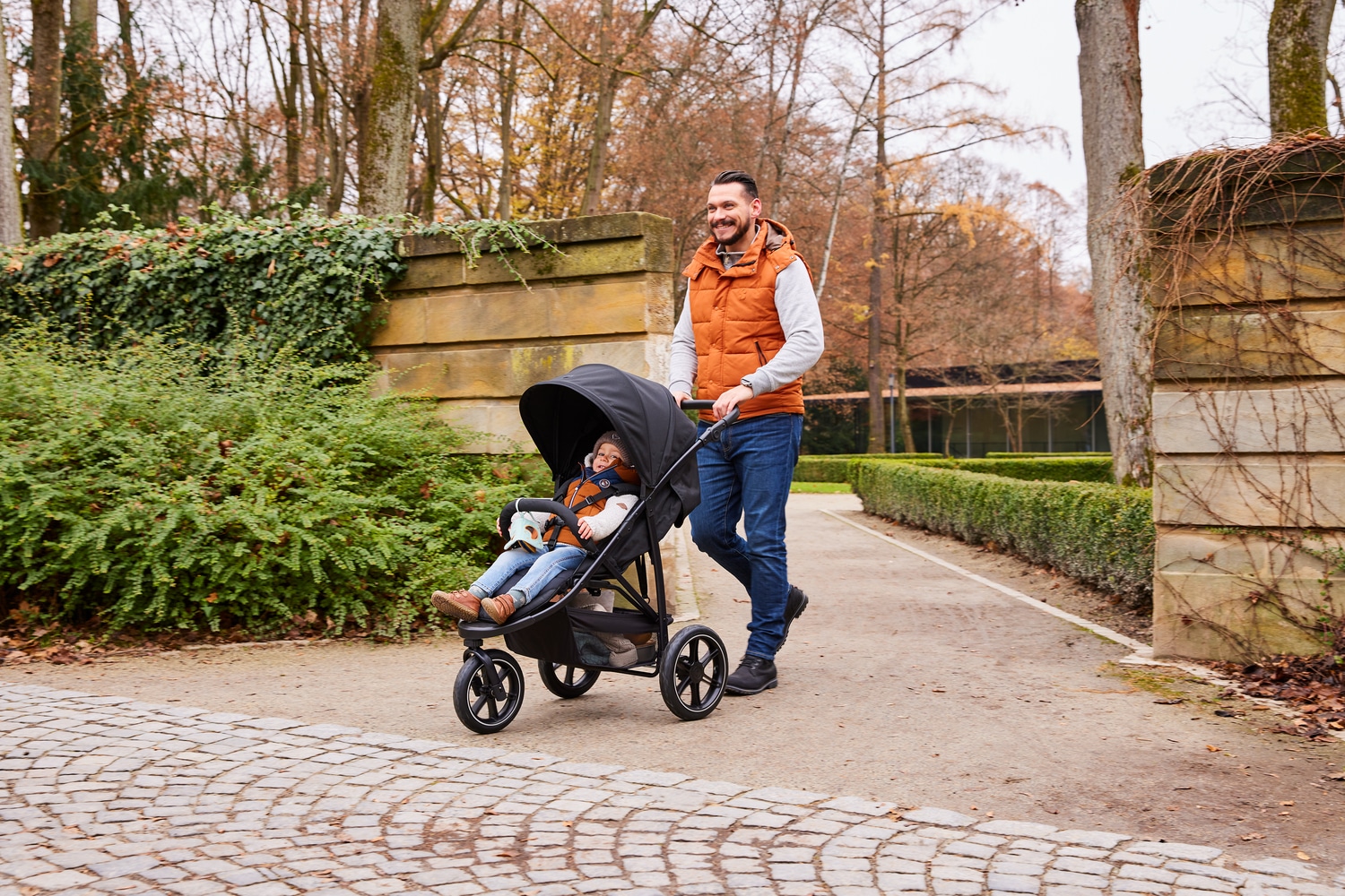 Hauck Poussette pour enfants »Dreiradbuggy, Rapid 3 Air, black« 22 kilos mit schwenk/feststellbarem Vorderrad; Lufträder; bis 22 kg belastbar