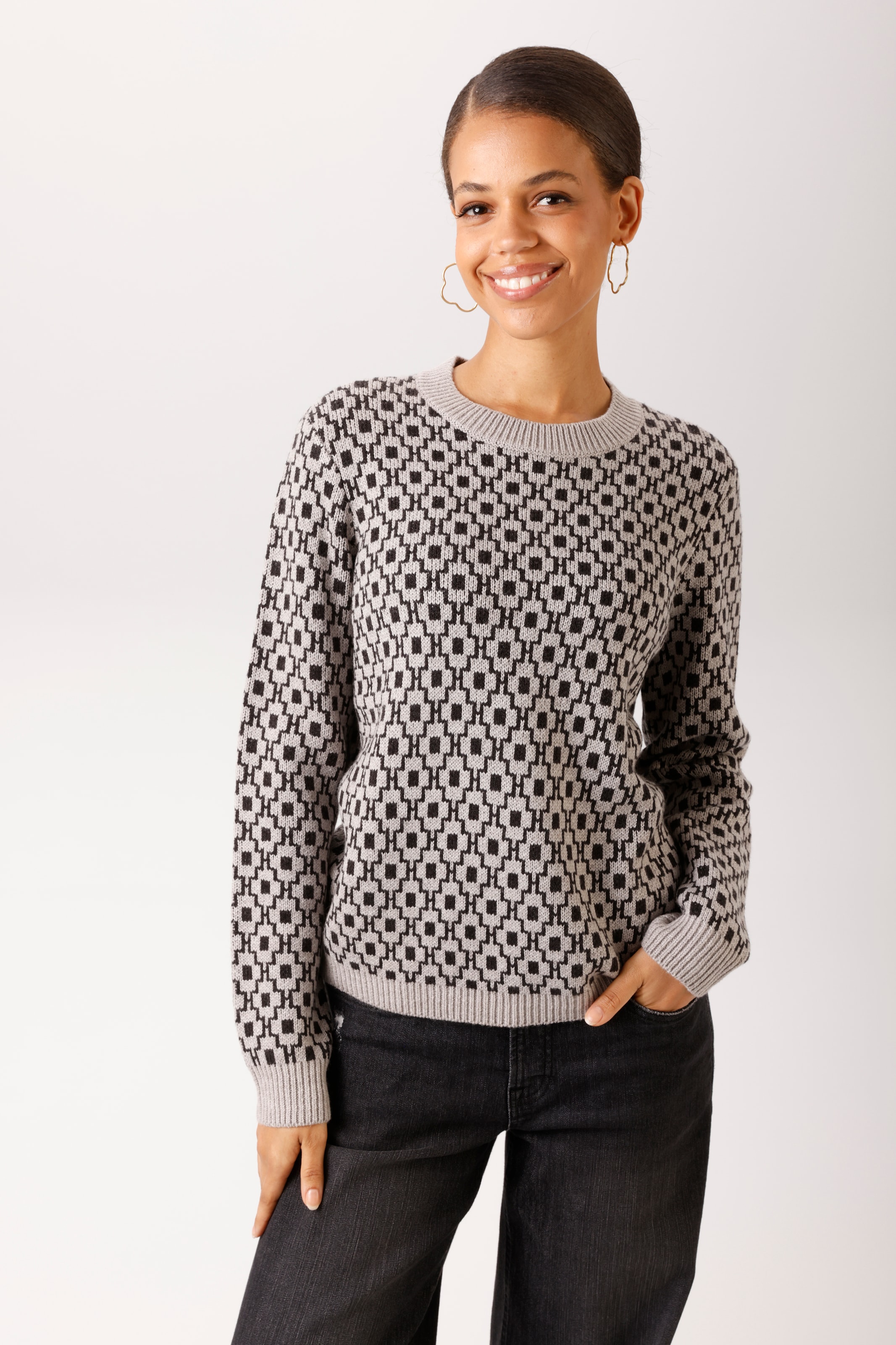 Image of Aniston CASUAL Strickpullover mit grafischem Muster im Retro-Look - NEUE KOLLEKTION