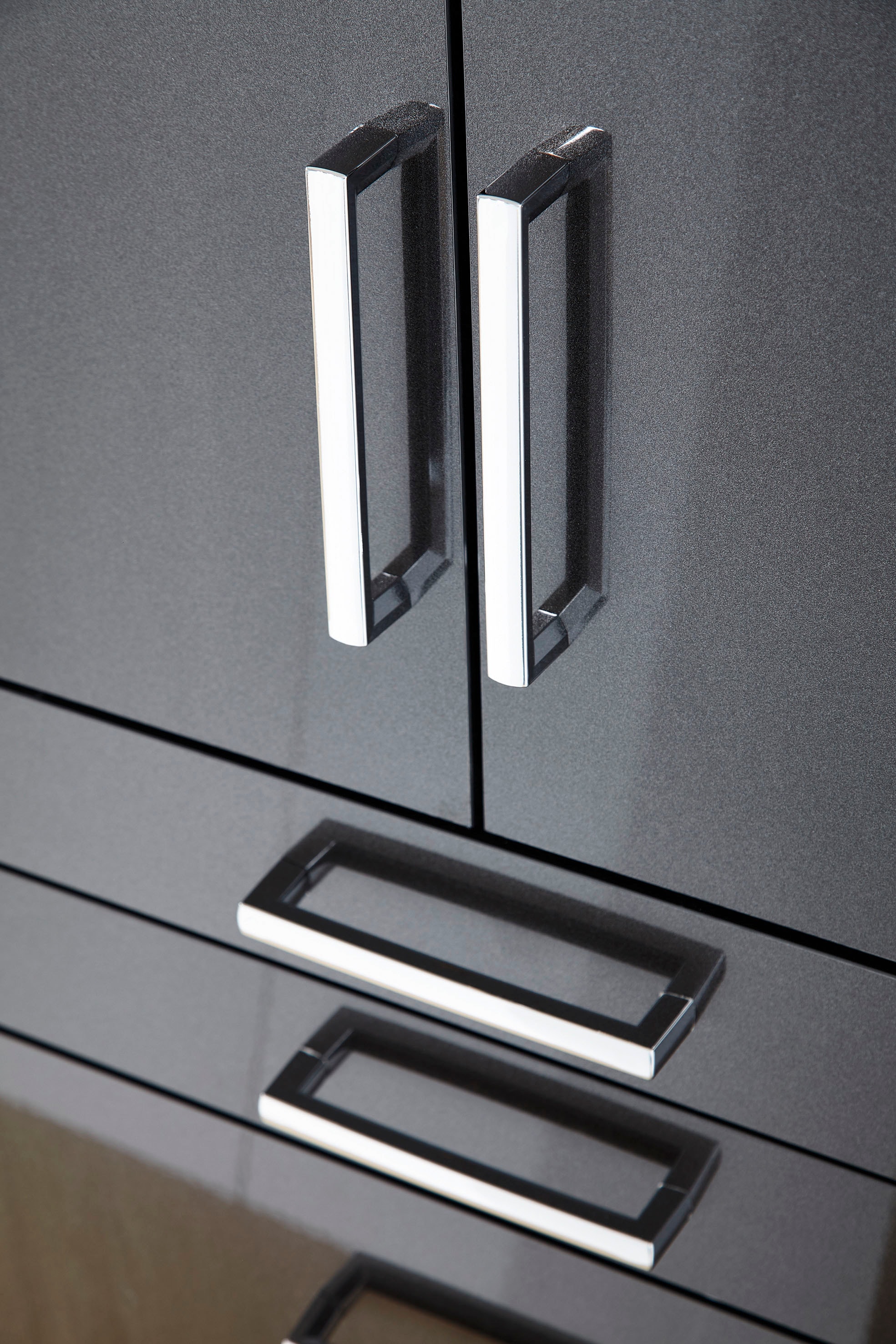 rauch Drehtürenschrank »Kleiderschrank Schrank Garderobe Garderobenschrank  HOMBURG« mit viel Stauraum, oberer Schubkasten mit Einteilung MADE IN GERMANY