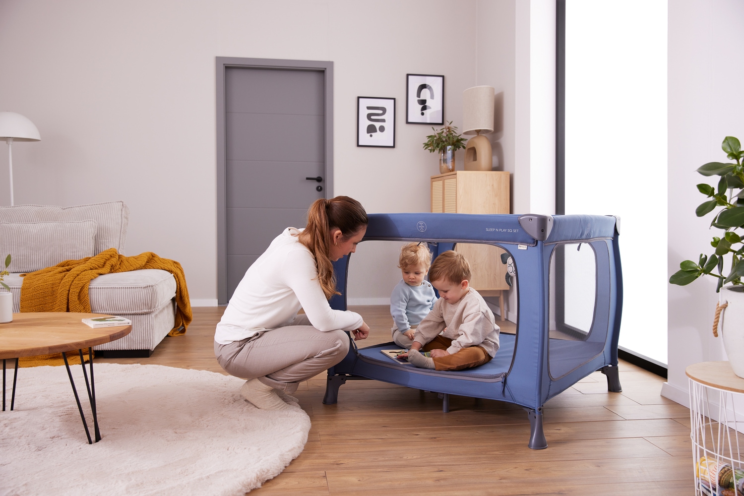 Hauck Lit de voyage pour bébé »Sleep N Play SQ, Set dark blue« inklusive Schaumstoff-Matratze