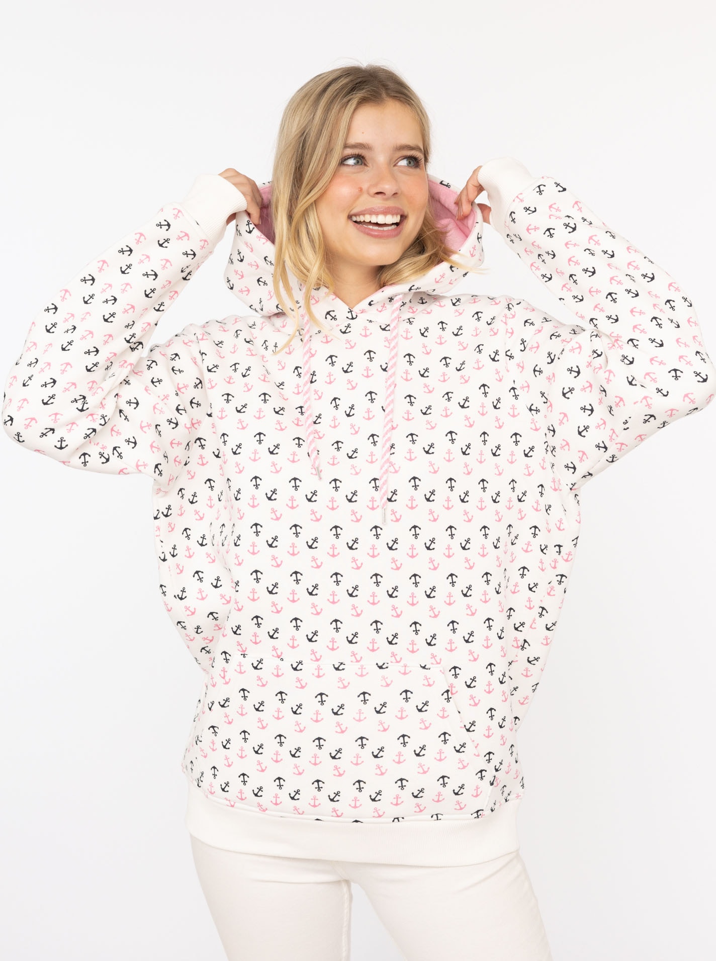 Image of Zwillingsherz Hoodie ""Anker AOP"", allover Ankerprint, Kapuze mit Kordelzug, Kängurutasche
