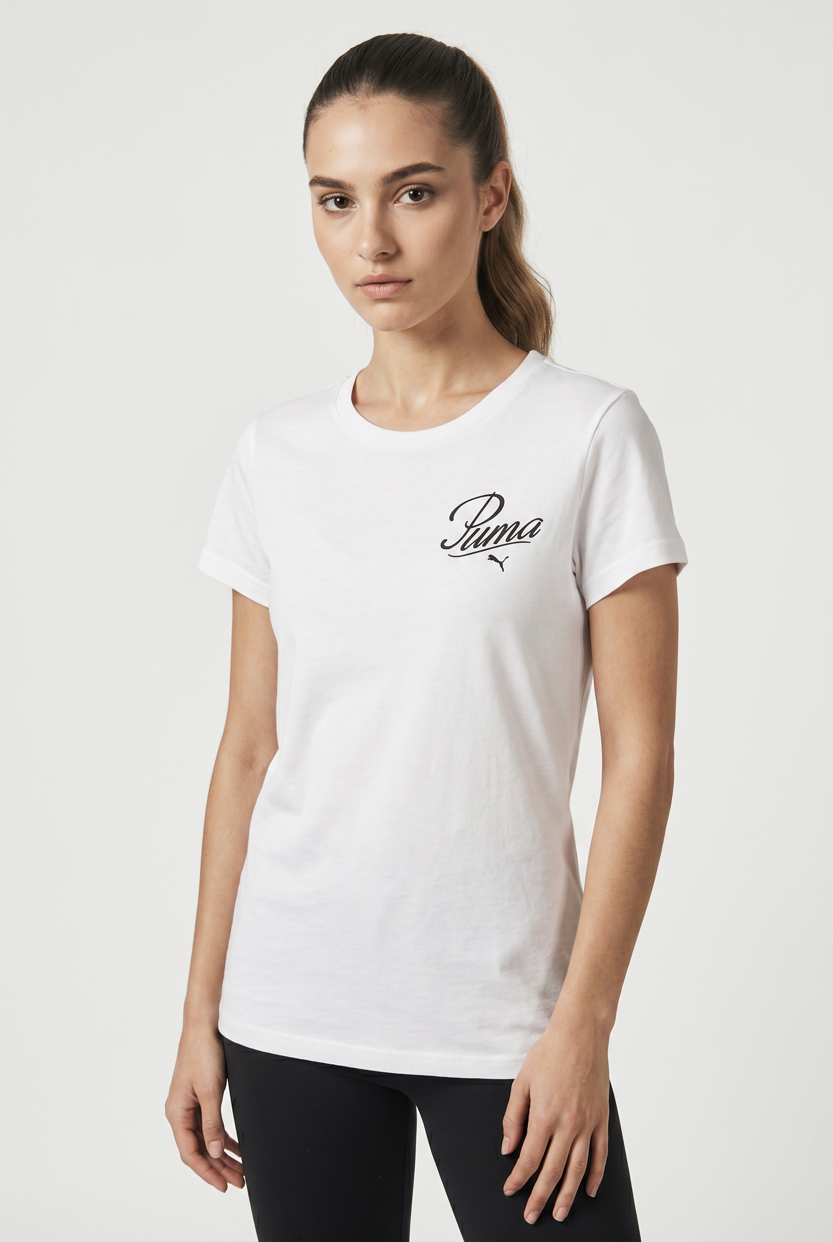 PUMA T-Shirt »ESS SCRIPT TEE« Regular Fit, sportlicher Stil, mit Grafikstickerei und Print