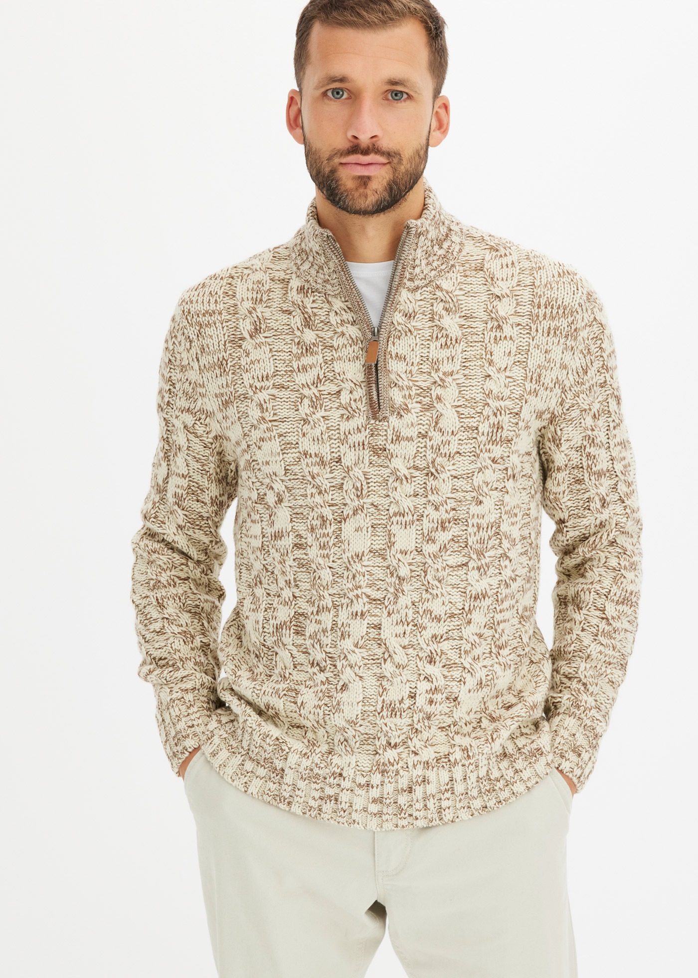 Image of bonprix Troyer "Troyer Pullover mit Reissverschluss" mit Stehkragen und kurzem Reissverschluss, bequem, Zopfstrick-Design