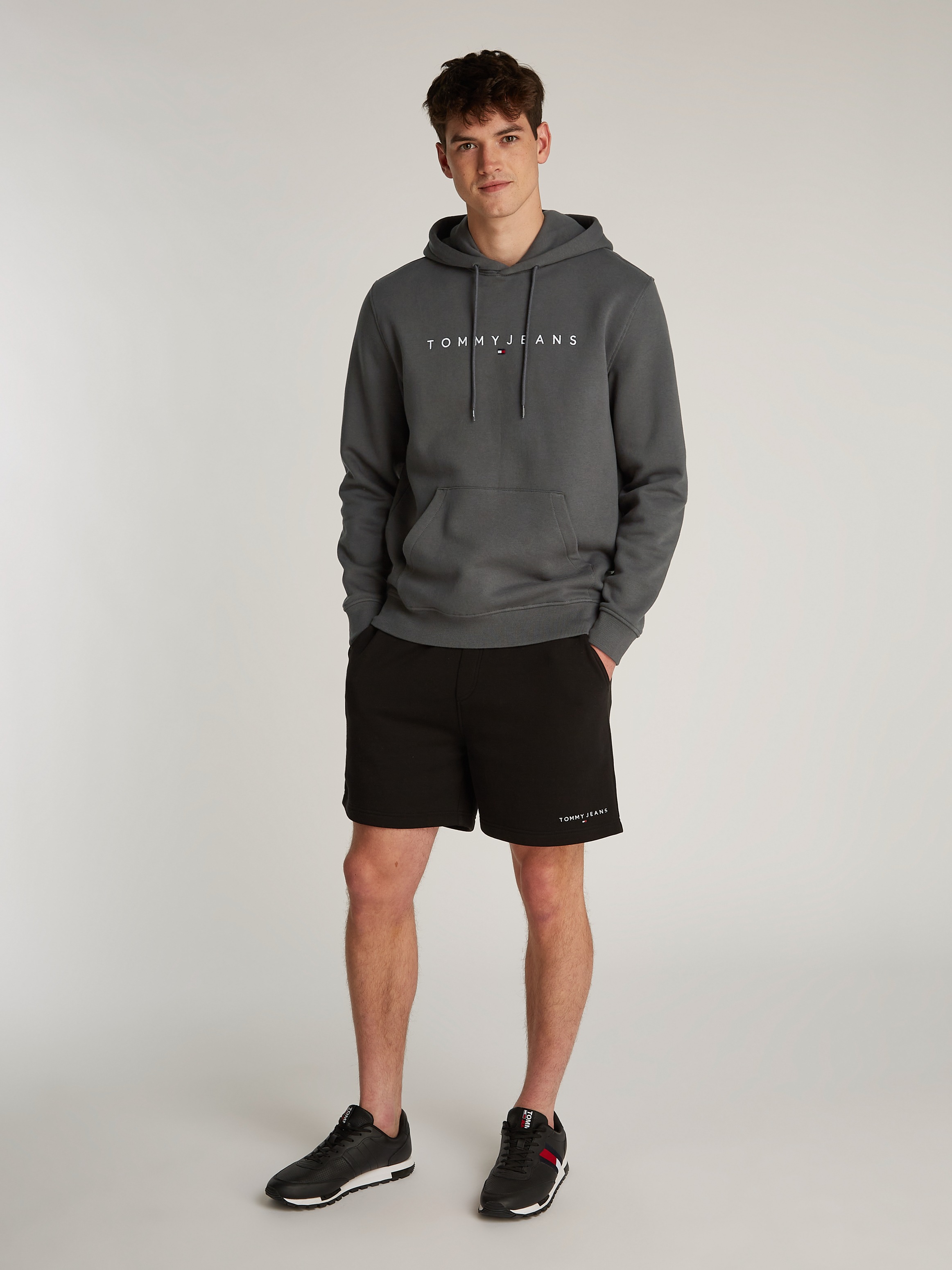 Tommy Jeans Plus Hoodie »TJM REG LINEAR LOGO HOODIE EXT«, in Grosse Grössen, Logodruck