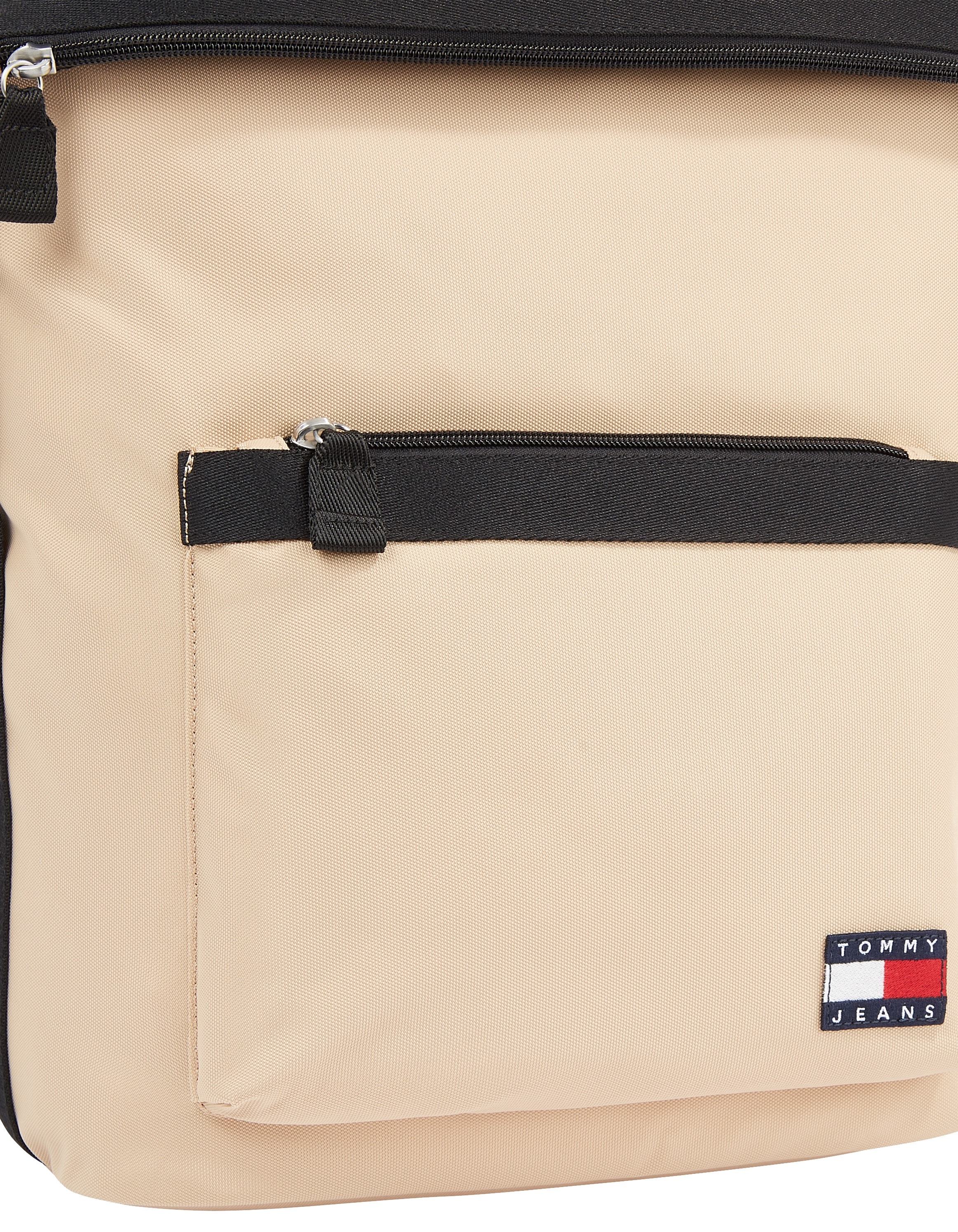 Tommy Jeans Cityrucksack »TJM DAILY ROLLTOP BACKPACK«, Freizeitrucksack Freizeit-Bag Schulrucksack Recycelte Materialien