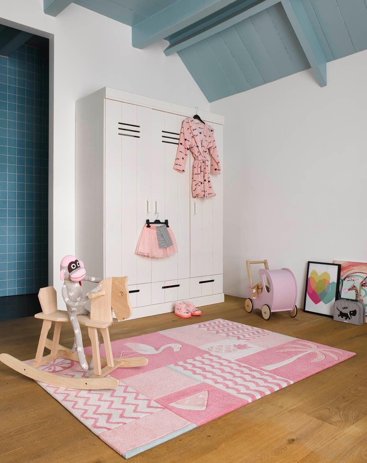 SMART KIDS Kinderteppich »Fruity Flamingo«, rechteckig, 9 mm Höhe, Flamingos Palmen, Konturenschnitt