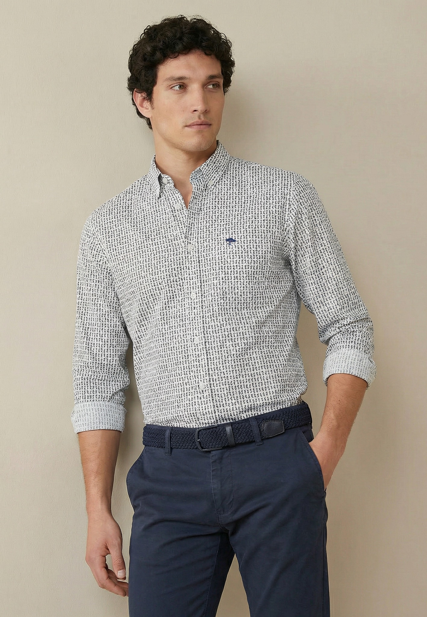 FYNCH-HATTON Chemise à manches longues coupe normale, en coton pur, avec motif minimaliste