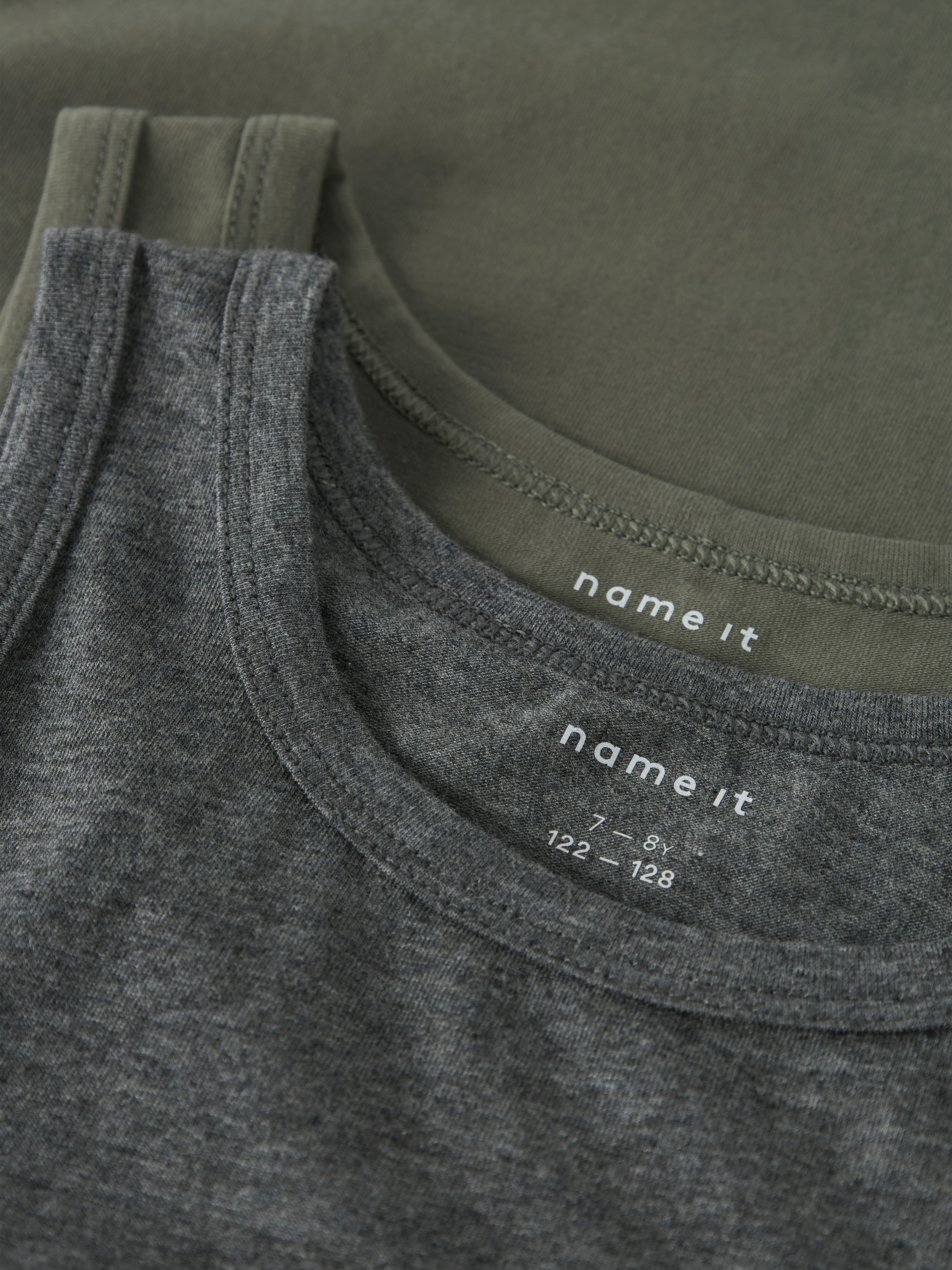 Name It Sous-chemise »NKMTANK 2P für Jungen mit Rundhals und elastischem Tragekomfort« Paquet, 2 cuis normal, Jersey, eingefasste Kante, Rundhals