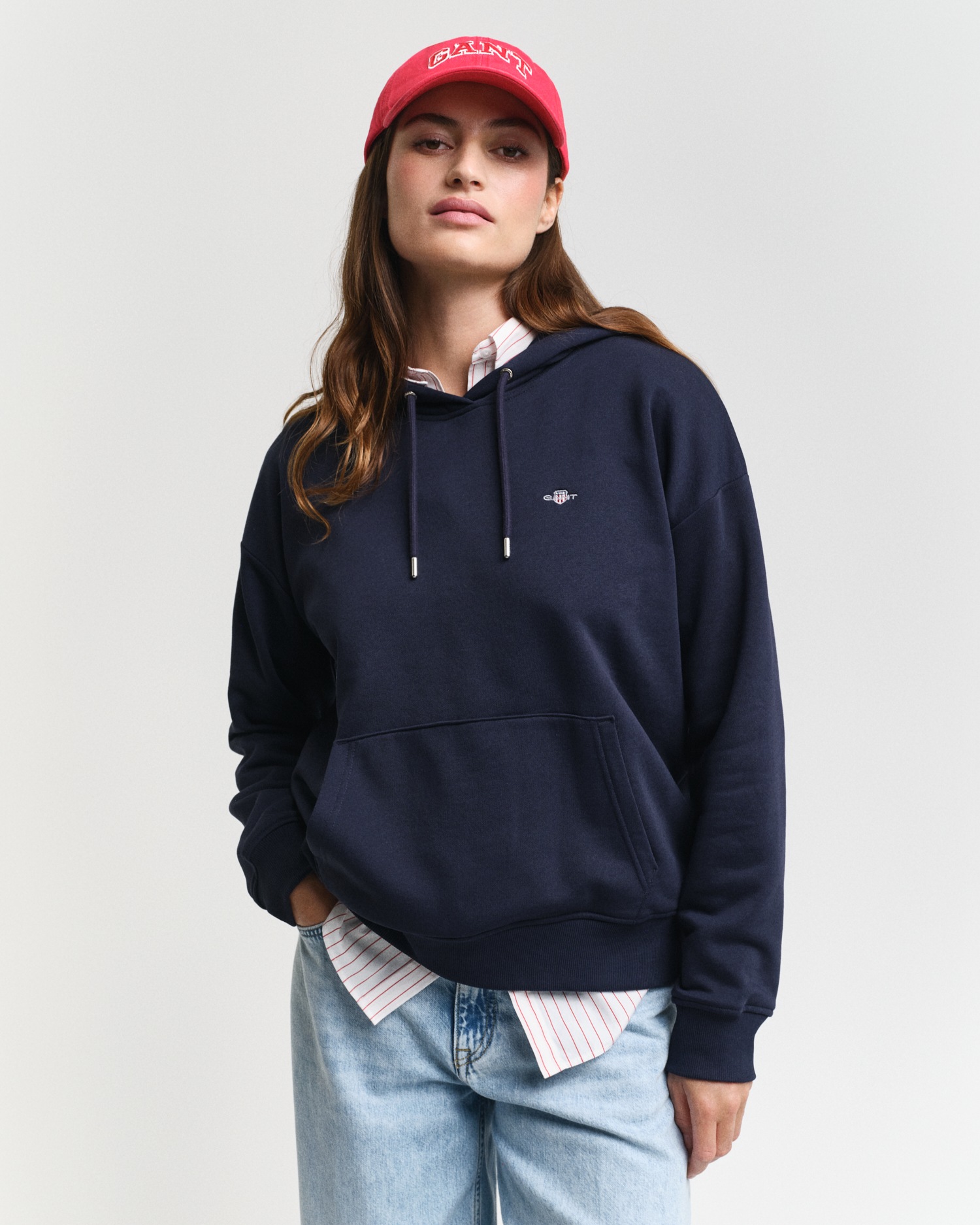 Image of Gant Hoodie "SHIELD HOODIE", Grafische GANT-Stickerei auf der Brust