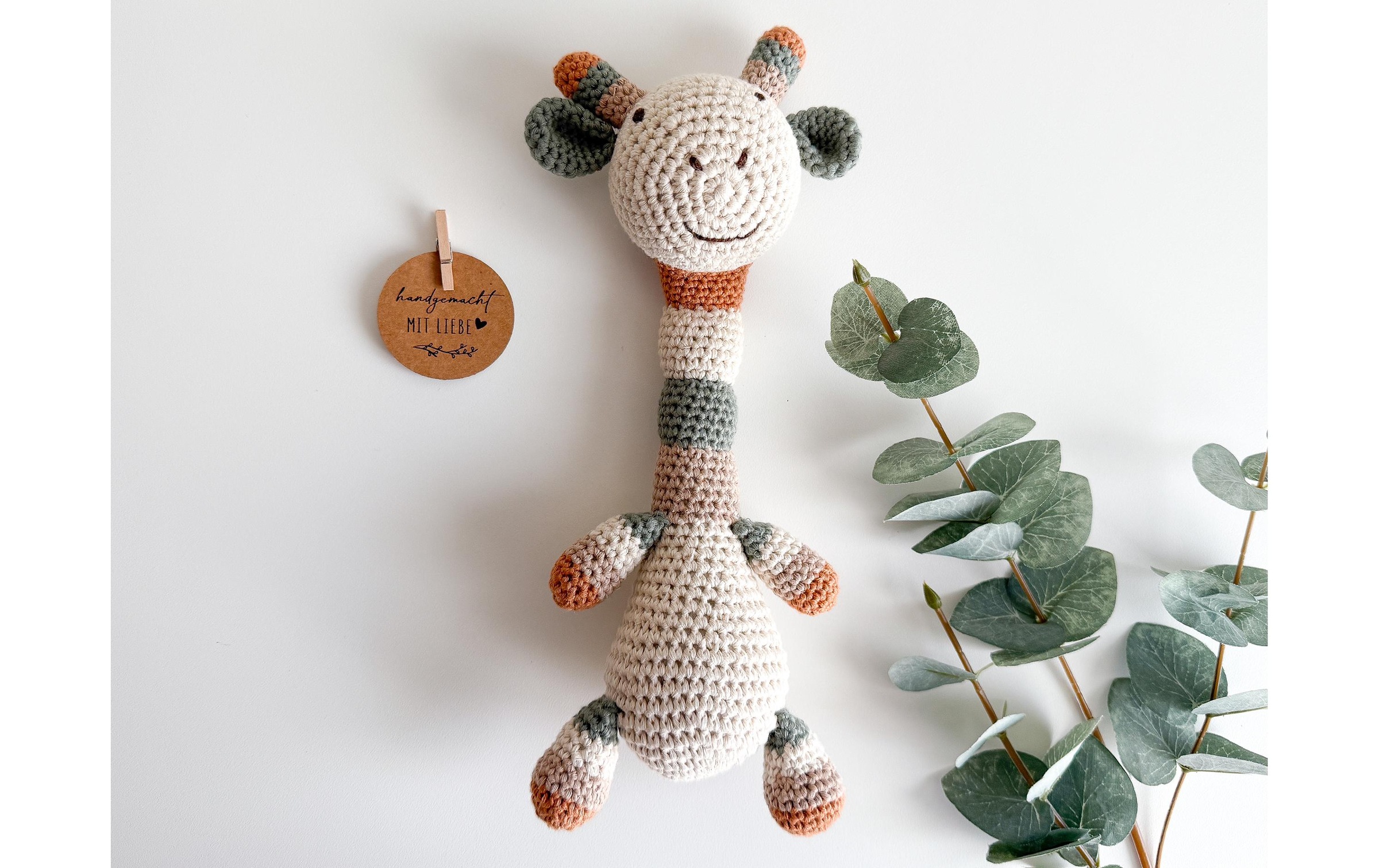   Neugeborenen-Geschenkset »Welcomebabybox Lio – Decke & Giraffe« 2 Stk. Kuschelige 2-teilige Geschenkbox für Babys