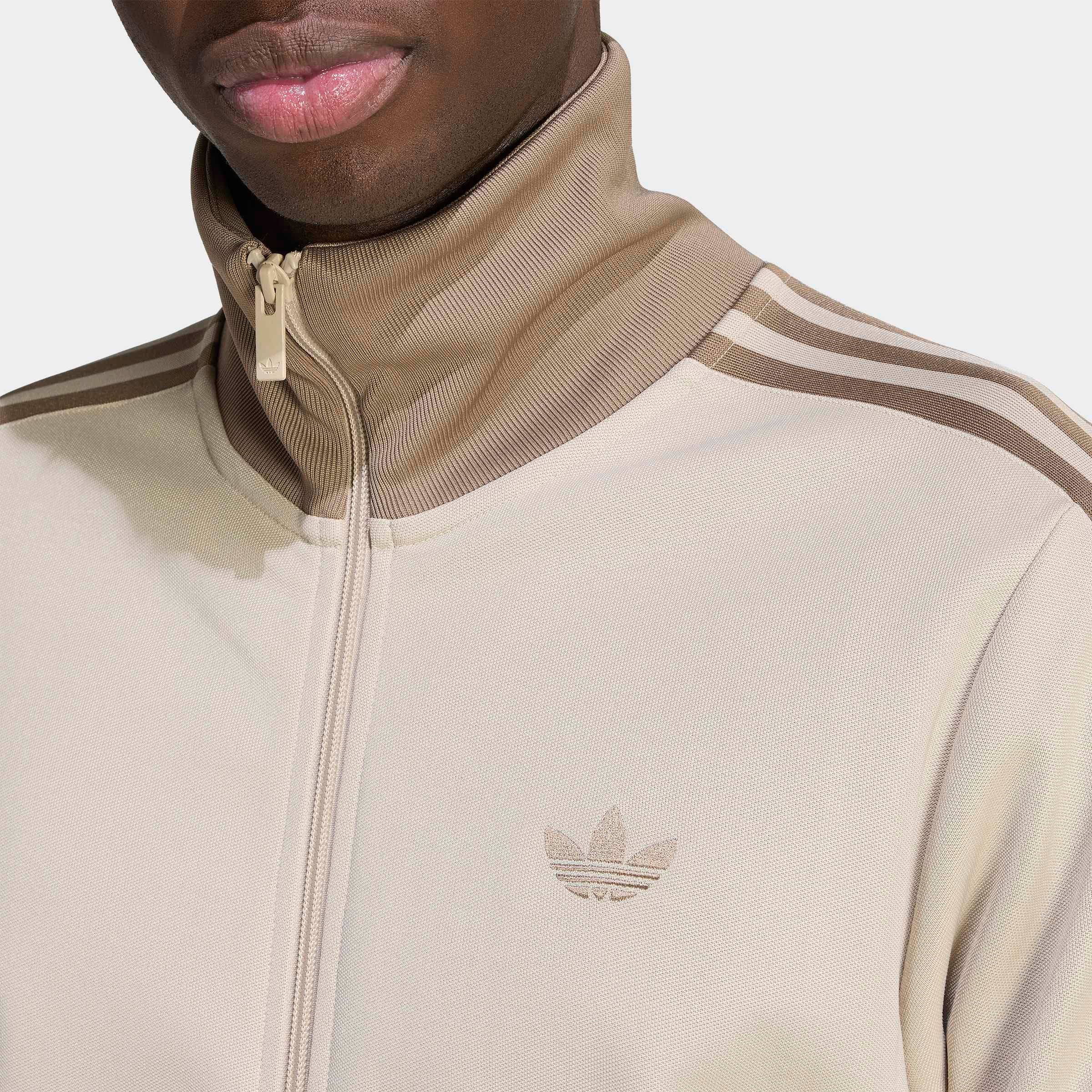 adidas Originals Veste d'entraînement »CLASSIC« à col rond, en coton et polyester, en longueur normale