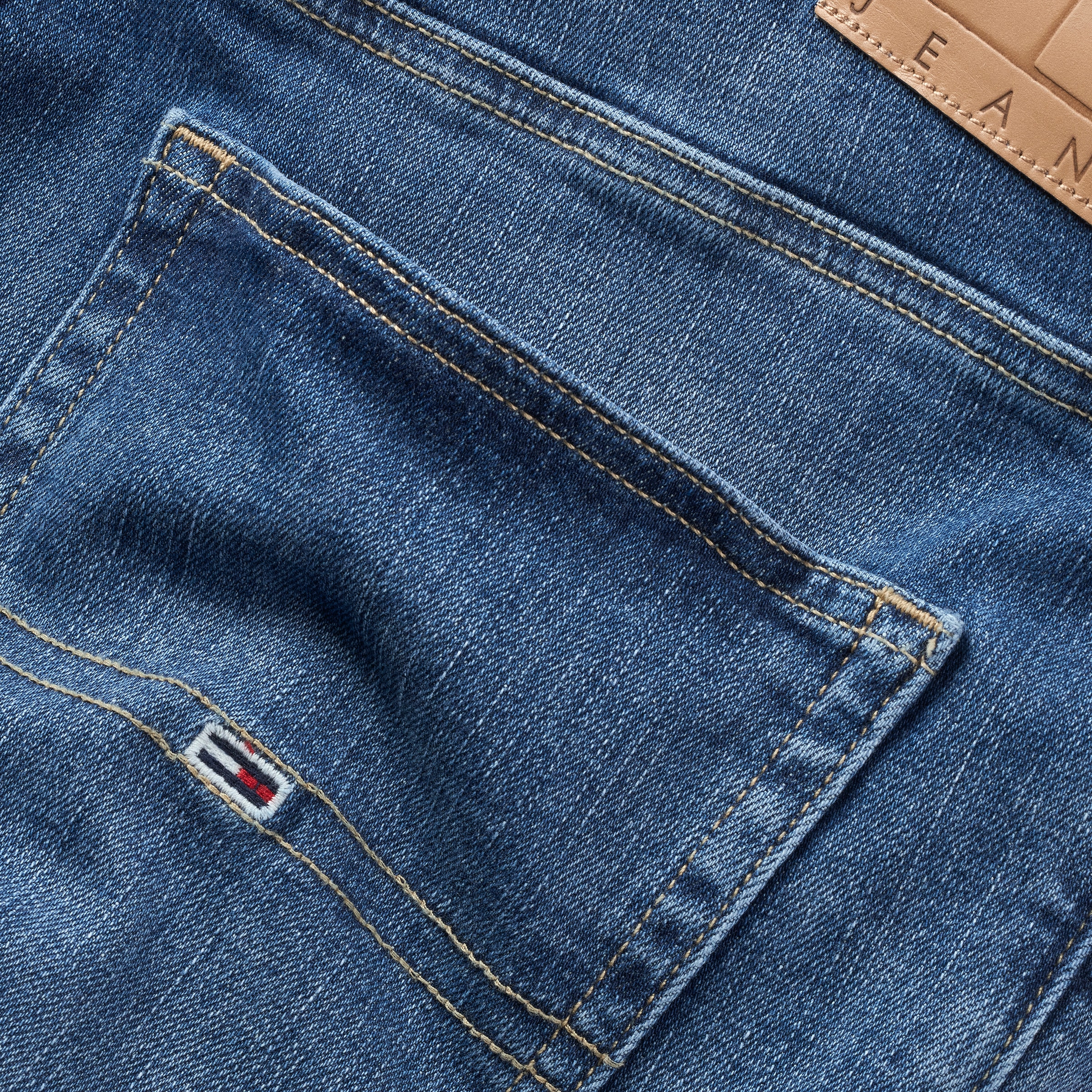 Tommy Jeans Slim-fit-Jeans »Scanton Slim« Slim‑Fit‑Jeans mit mittlerer Leibhöhe, 5‑Pocket‑Design