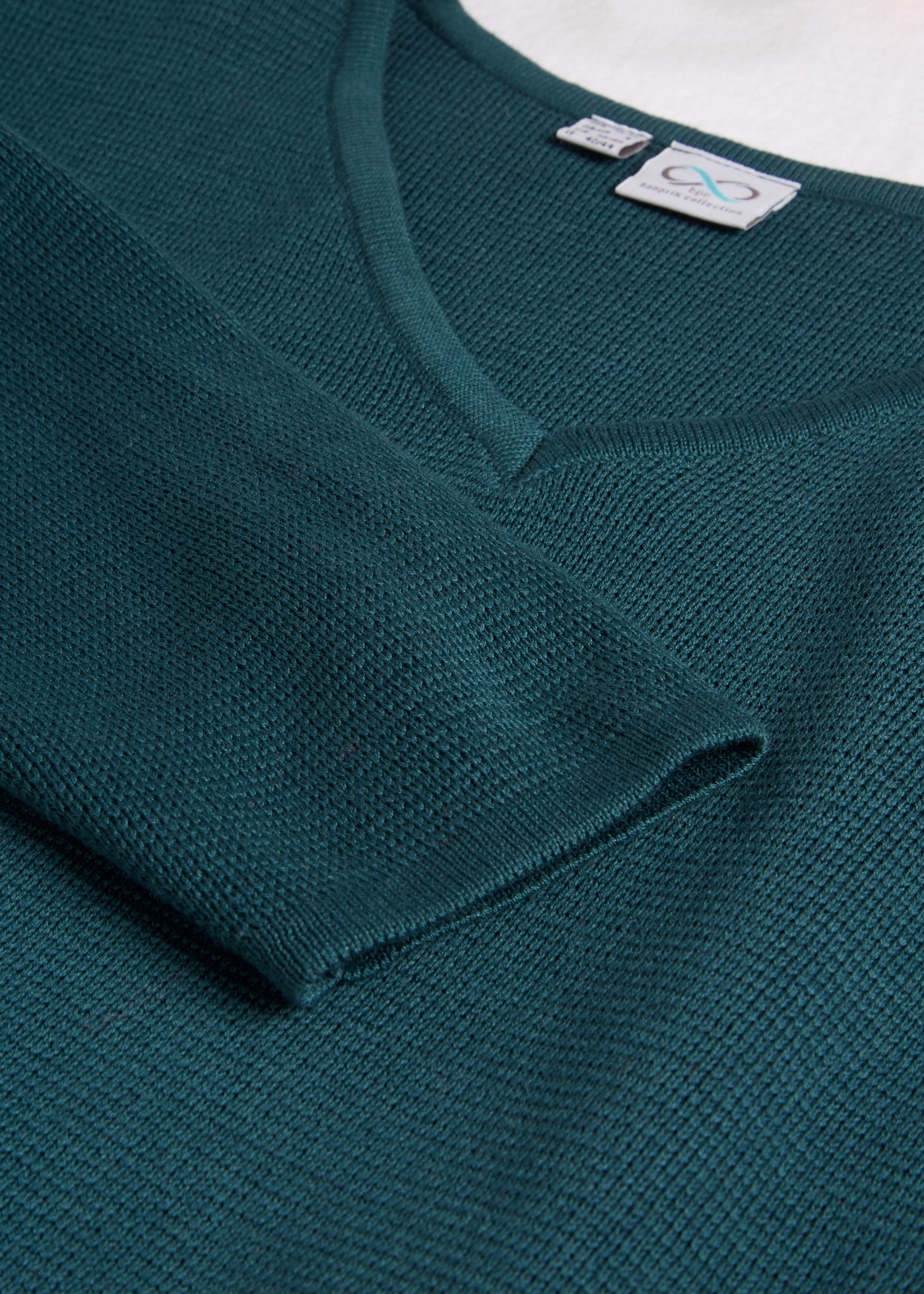 bonprix Pull en tricot »Milano Rib Pullover mit V-Ausschnitt« aus Baumwolle und Polyacryl, mit V-Ausschnitt, bequeme Passform