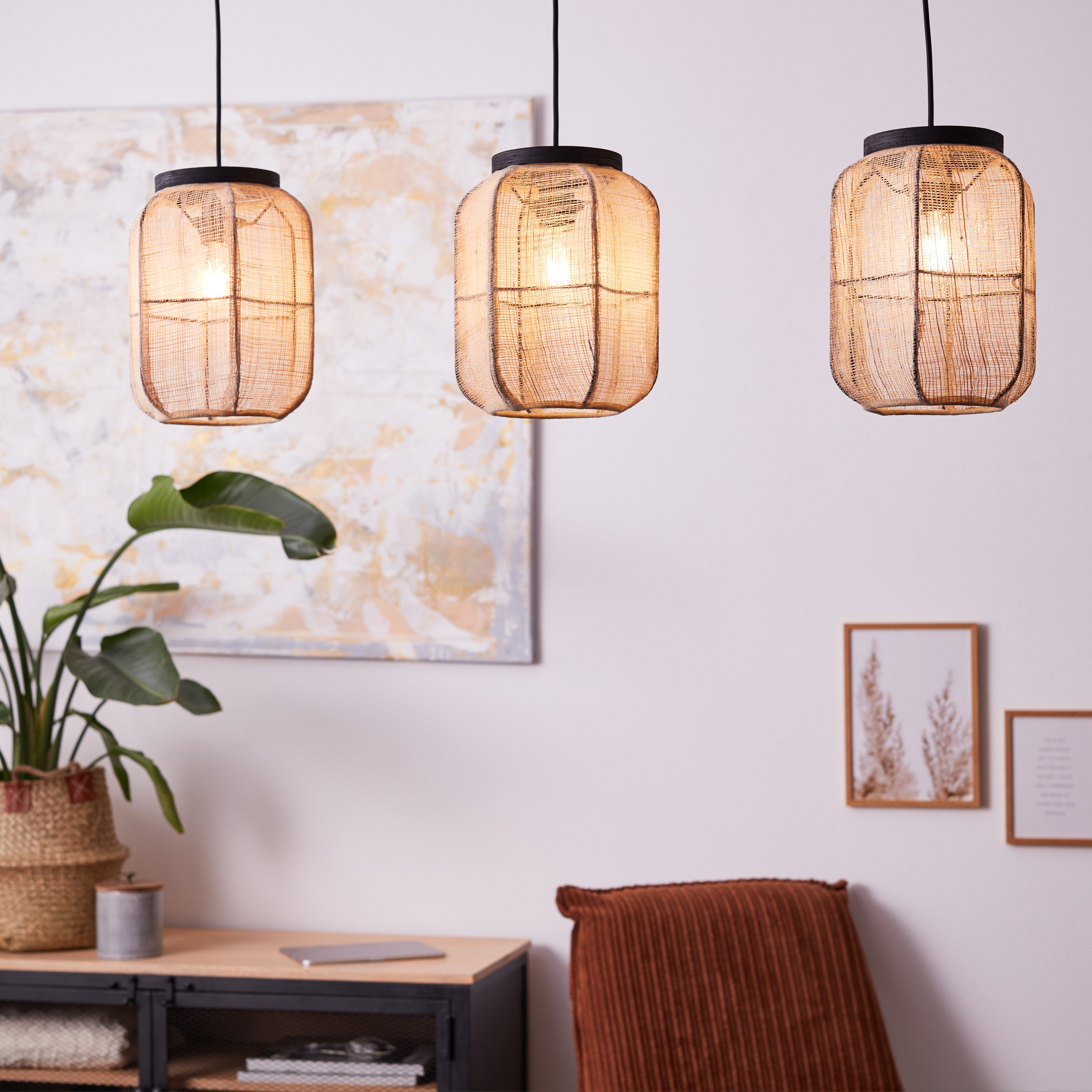 Image of Home affaire Pendelleuchte »Rouez«, E27, 1 St., 3-flammige Hängelampe mit 1m Breite - E27 Fassung für max. 52W - Schirm aus Textil und Holz - schwarz/natur bei Ackermann Versand Schweiz
