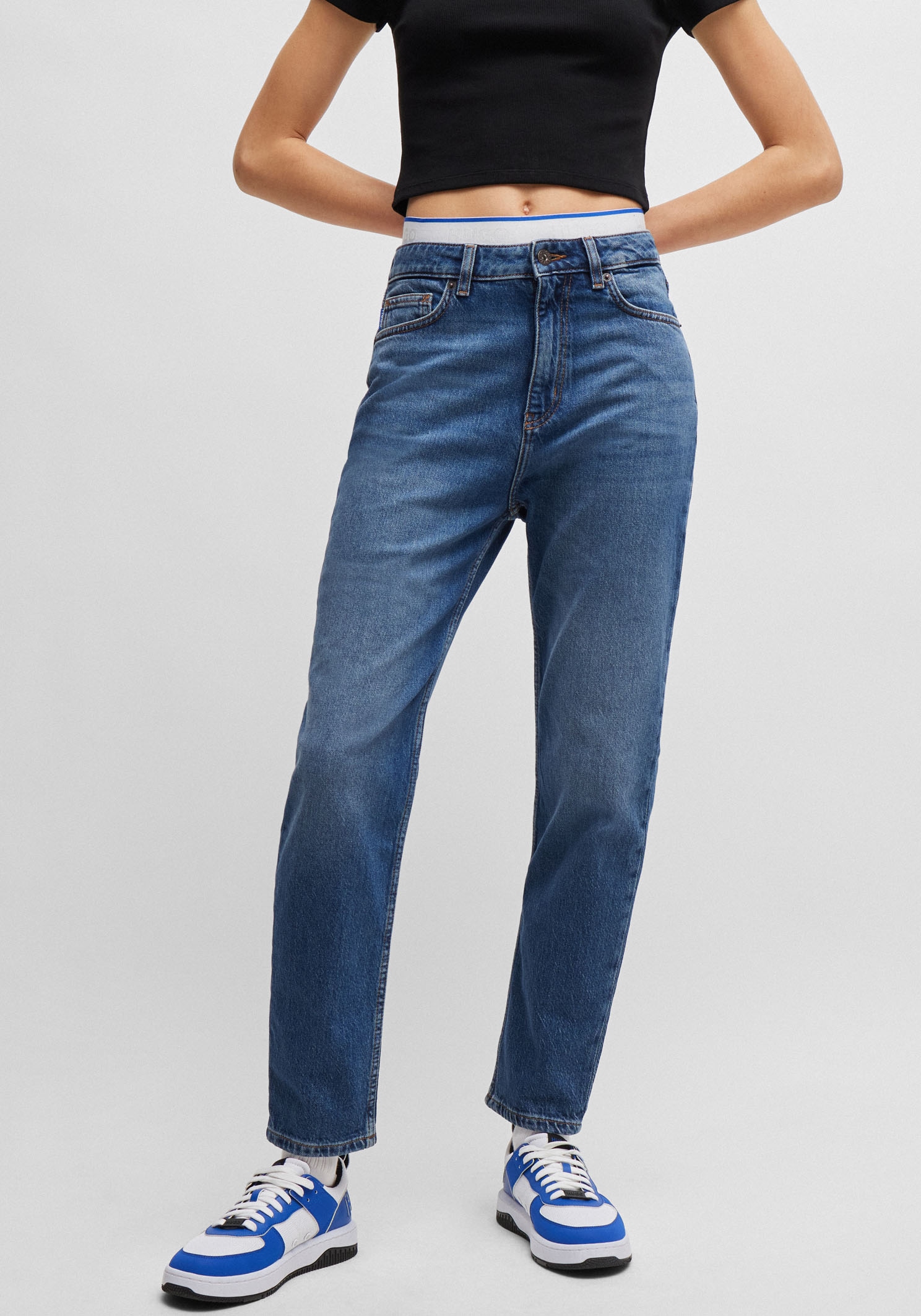 Image of HUGO Mom-Jeans "Noe" Straight Fit Jeans mit hoher Leibhöhe