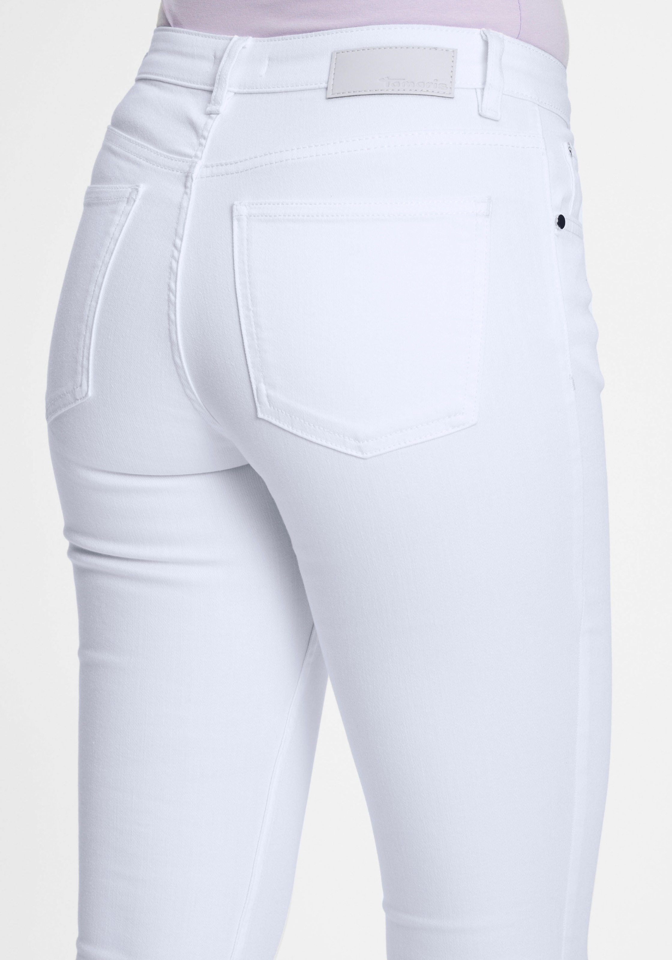 ♕ Tamaris Skinny-fit-Jeans, mit versandkostenfrei NEUE schmalem Bein KOLLEKTION - kaufen