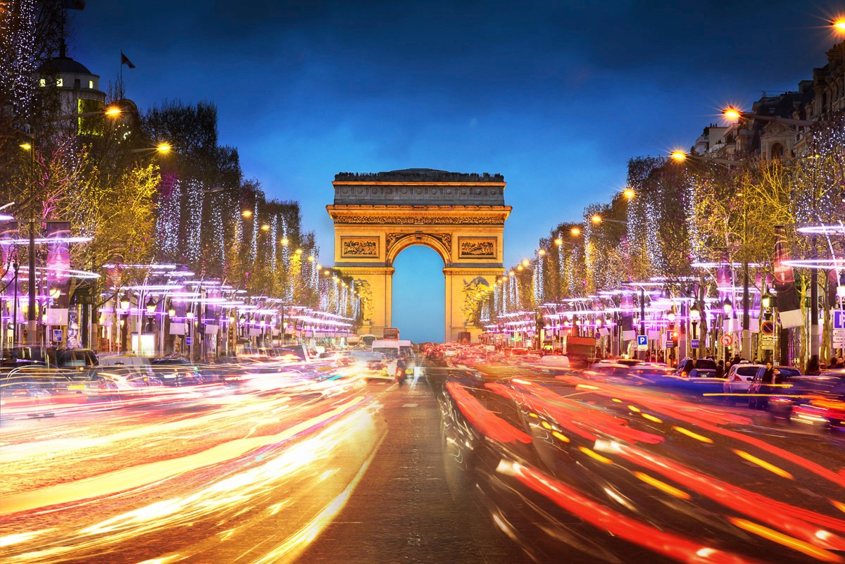 Image of Papermoon Fototapete »Paris Strasse bei Nacht«, Vliestapete, hochwertiger Digitaldruck, inklusive Kleister bei Ackermann Versand Schweiz