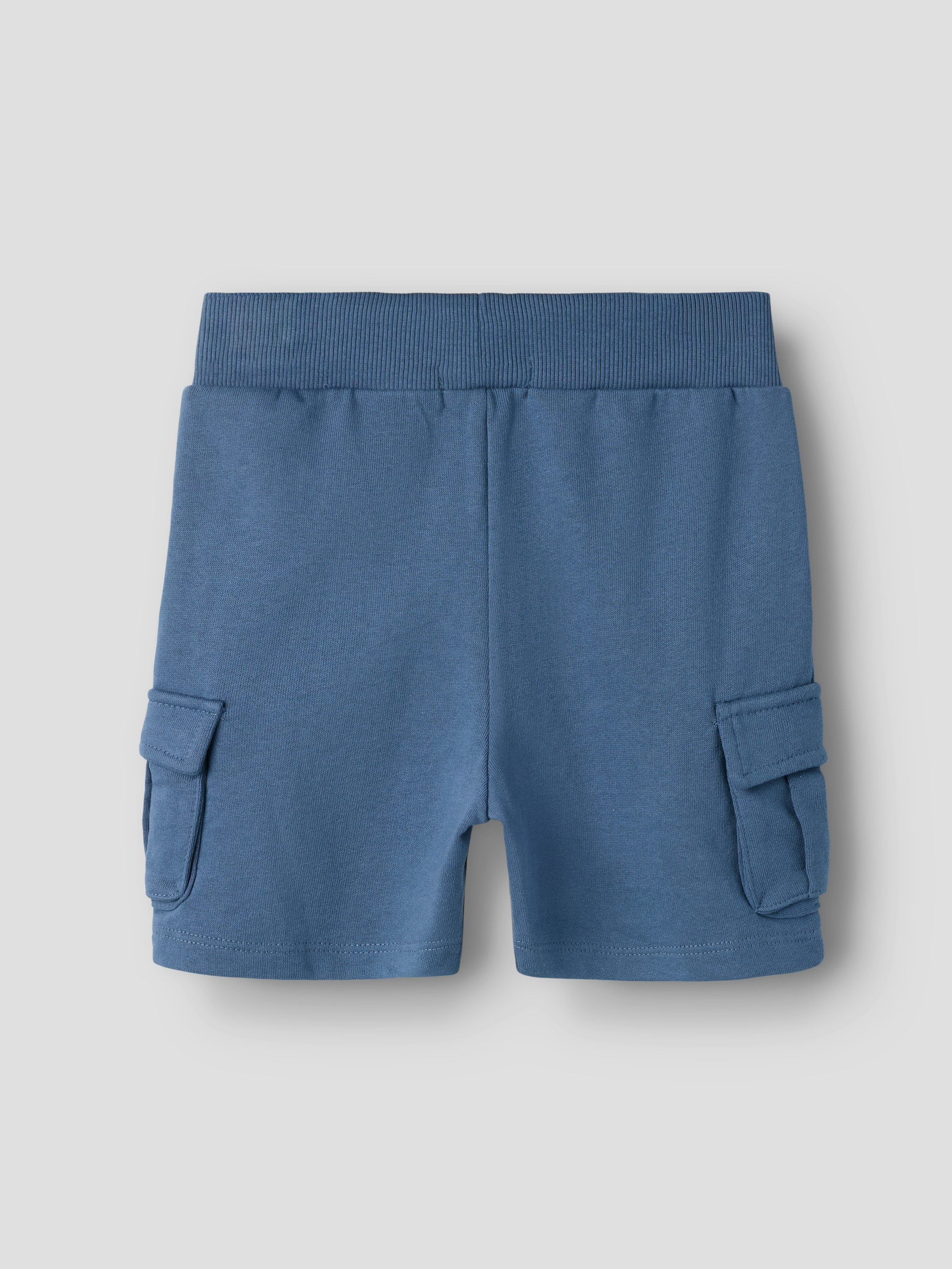 Name It Sweatshorts »NMMOLI SWEAT SHORTS UNB NOOS«  Baumwollmischung, verstellbarer und elastischer Bund, Cargotaschen