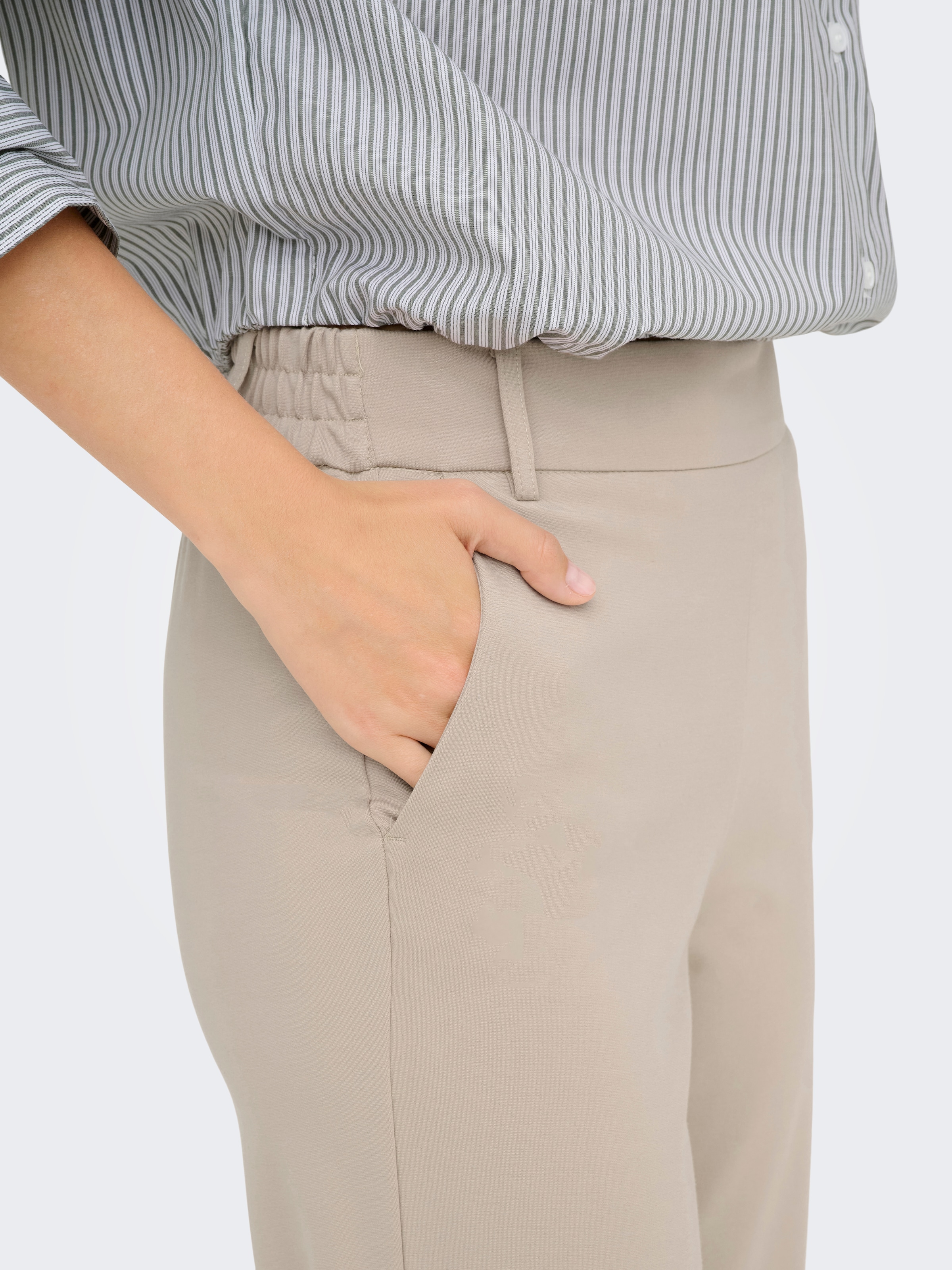 ONLY Pantalon de costume »ONLPOPTRASH LIFE MW STRAIGHT PANT PNT«  Viskosemischung