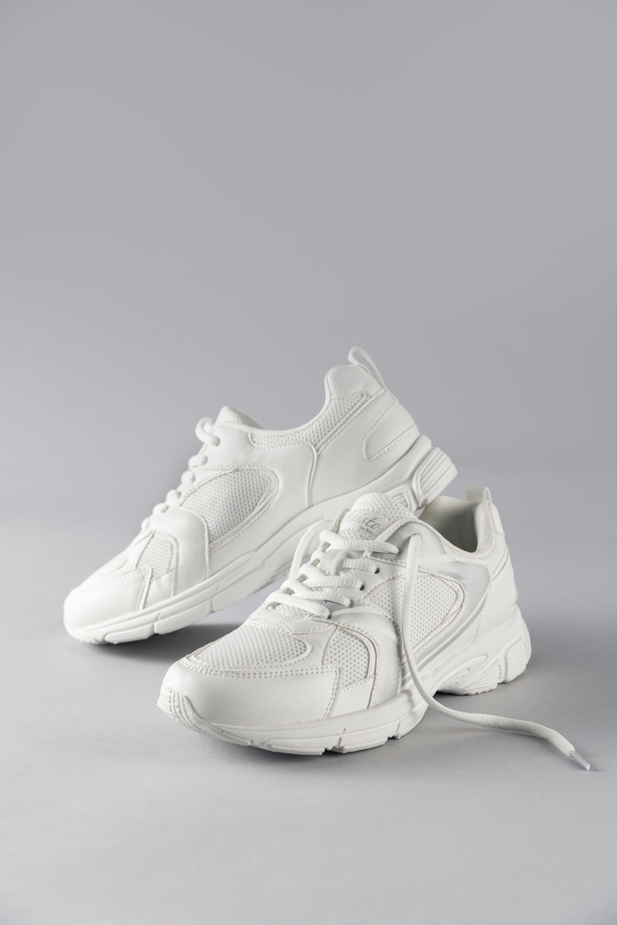 Image of Aniston SHOES Sneaker Freizeitschuh, Halbschuh, Schnürschuh mit Mesh
