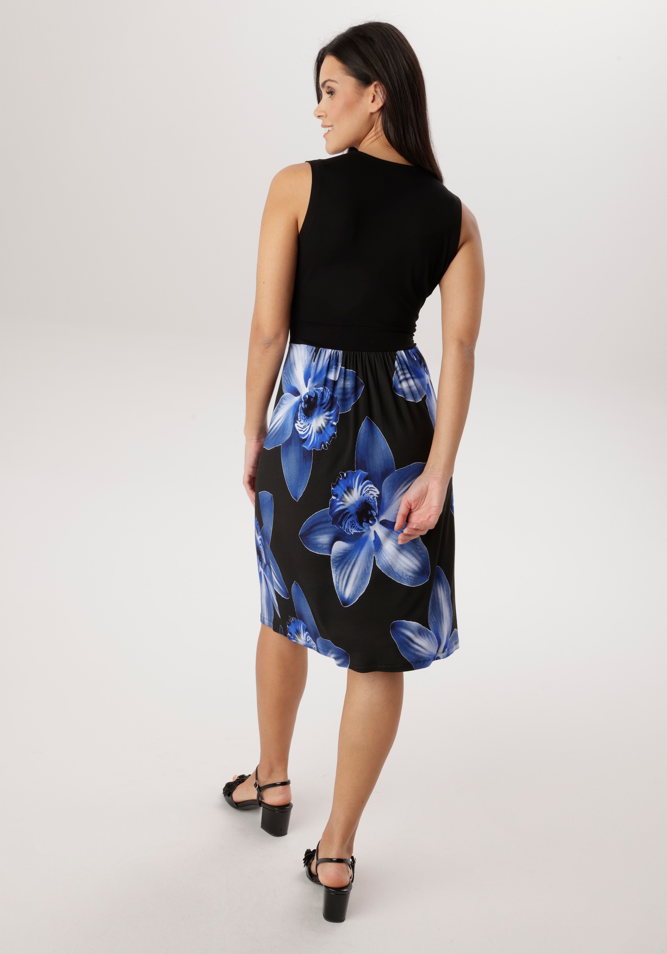 Aniston SELECTED Jerseykleid mit eleganter Wickeloptik und V-Ausschnitt - NEUE KOLLEKTION