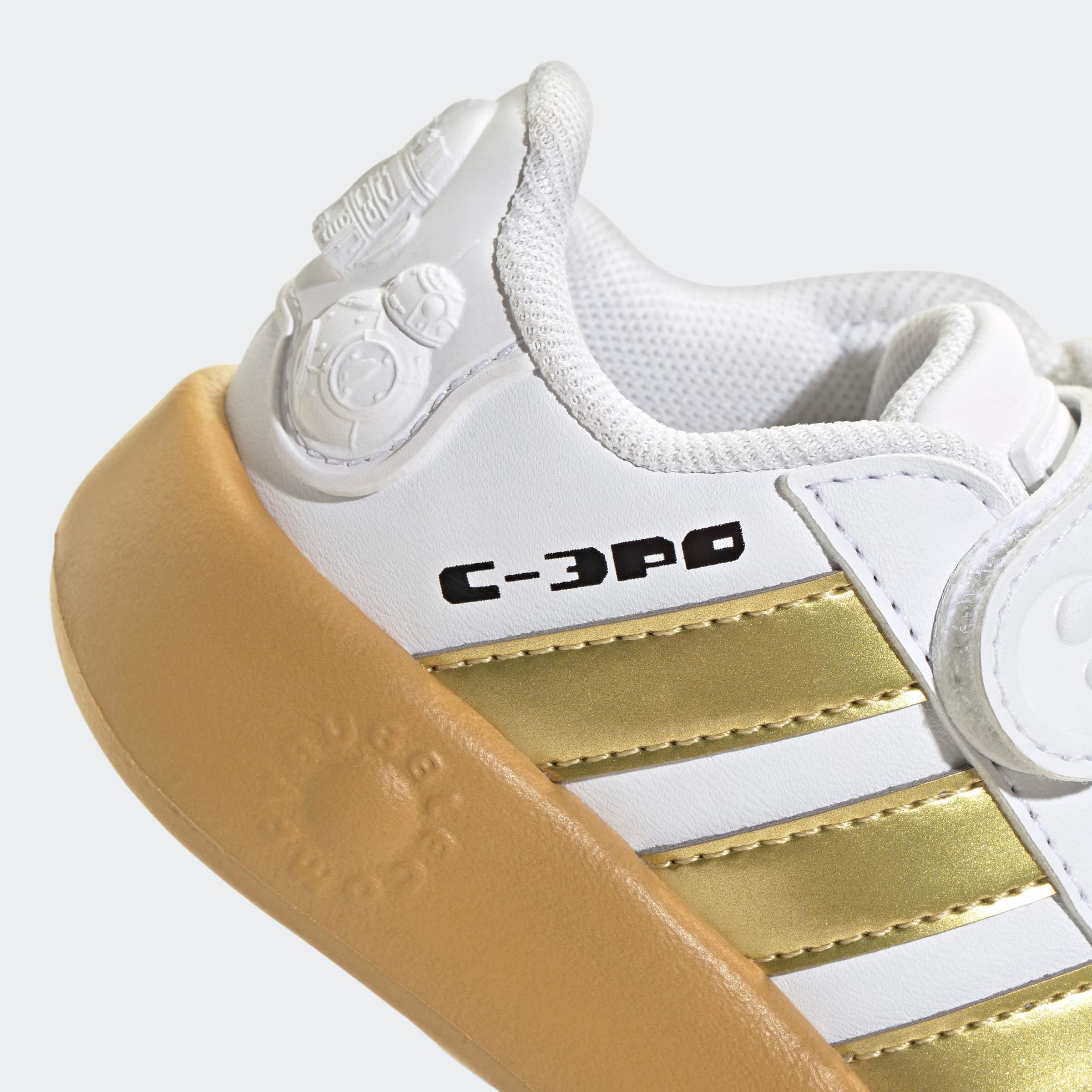 adidas Sportswear Klettschuh »ADIDAS STAR WARS KIDS GRAND COURT 2.0 SCHUH«, Design auf den Spuren des adidas Superstar, für Kinder