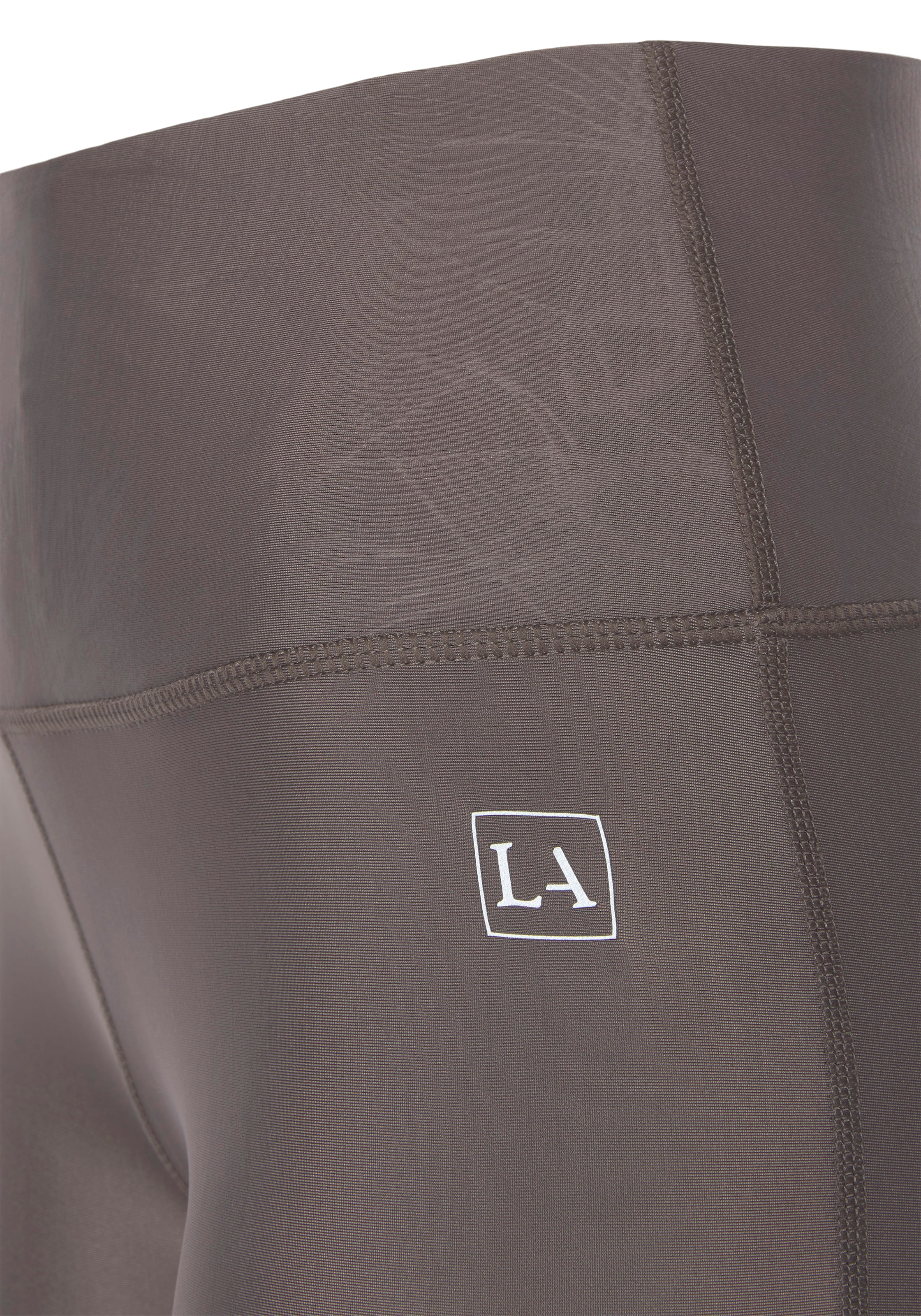 LASCANA ACTIVE Short fonctionnel  mit gemustertem Bund