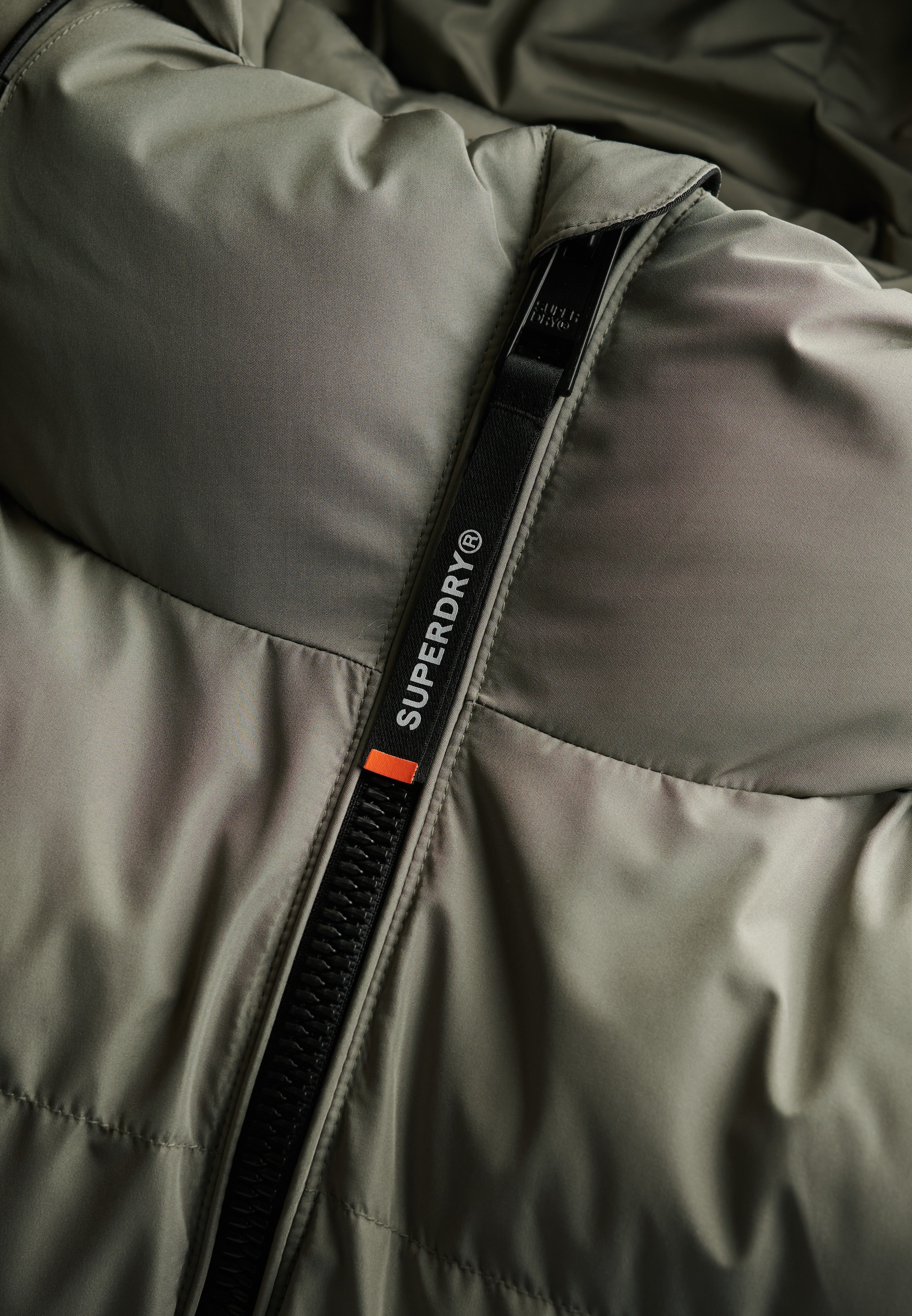 Superdry Veste matelassée »HOODED SPORTS PUFFER JACKET« mit Kapuze