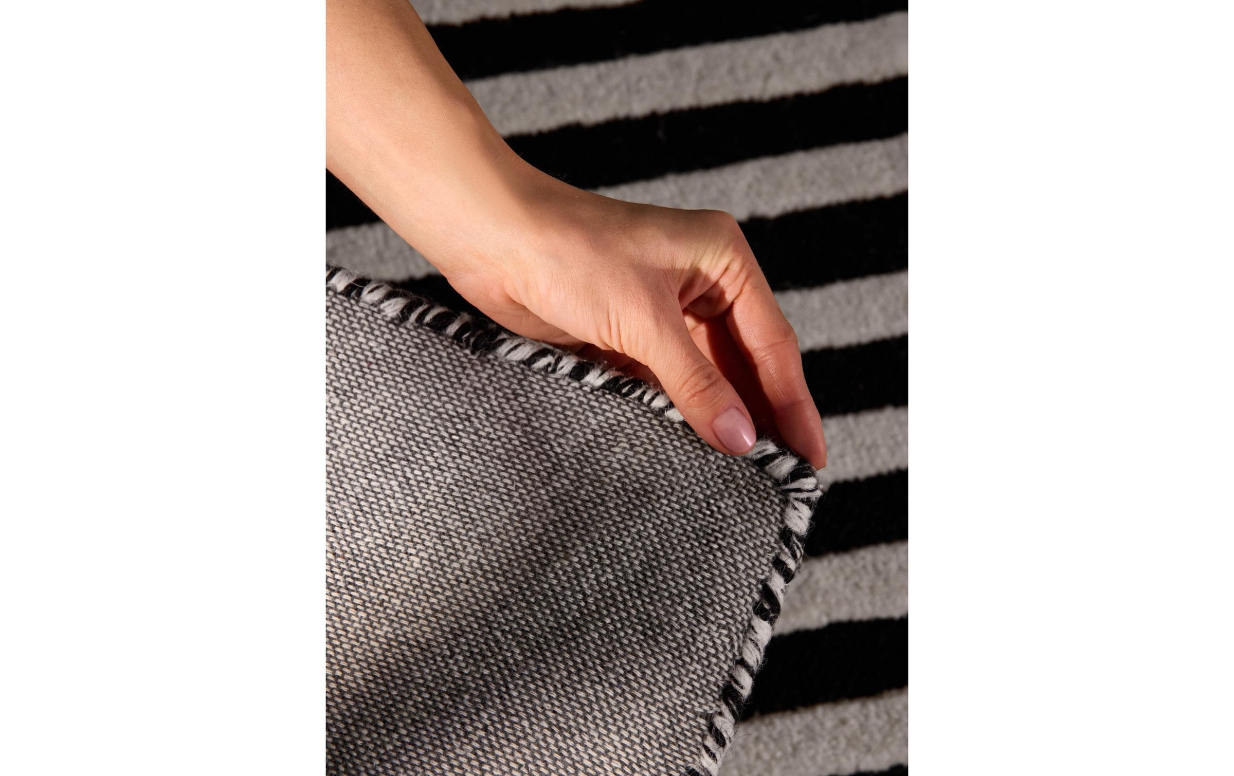 ELLE DECORATION Teppich »Flux« rechteckig 12 mm Höhe Wolle, Natur, Wohnzimmer, schwarz weiss, Geometrisch, Streifen