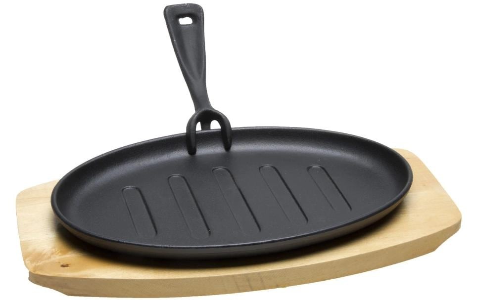 Image of Nouvel Bratpfanne "Hot Plate mit Holzunterteller 34 x 18 x 5 cm" Gusseisen