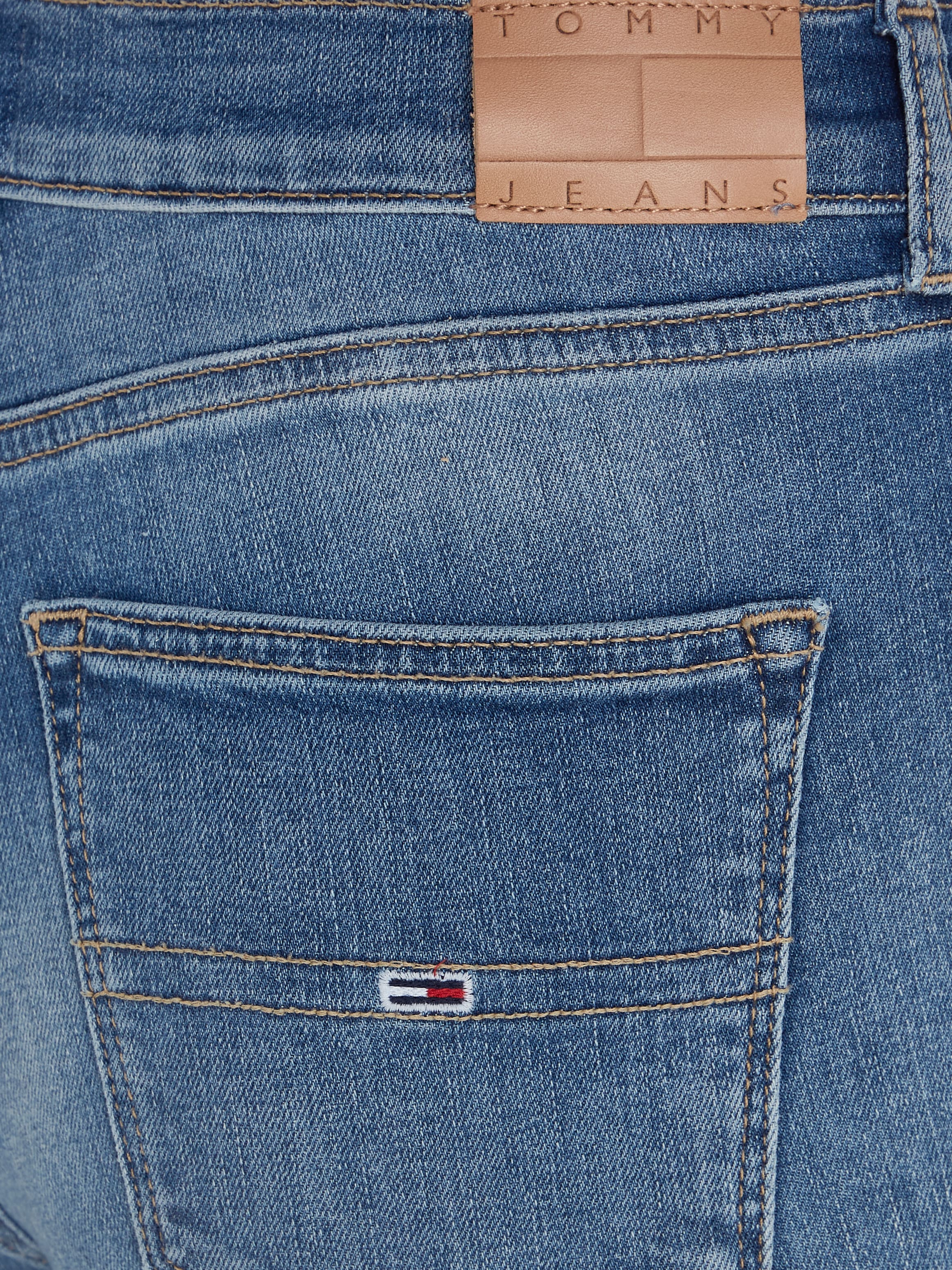 Tommy Jeans Skinny-fit-Jeans »Tommy Jeans - Damenjeans- NORA Mid Rise - Skinny Fit«, mit Waschung, Logo-Badge