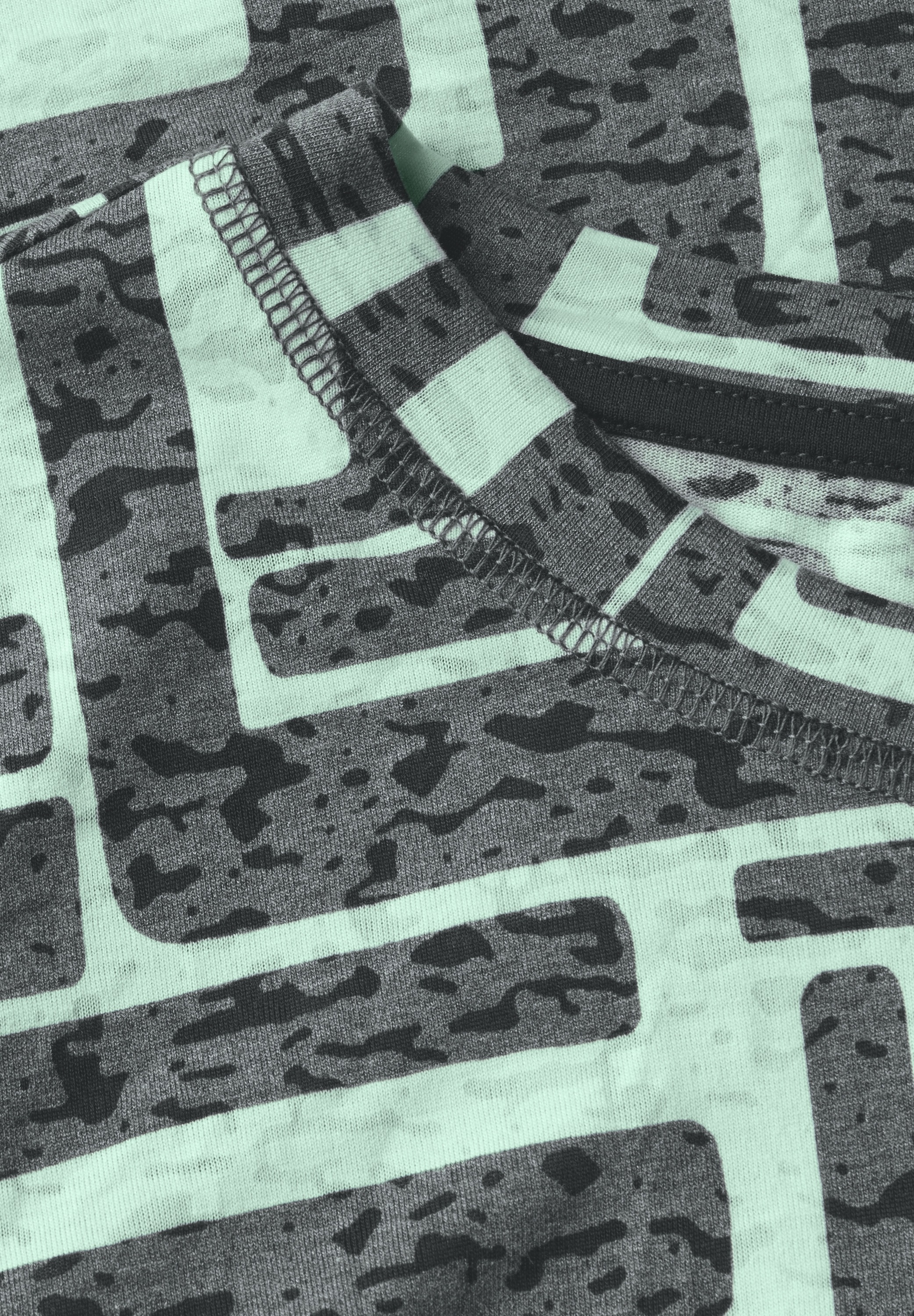 Cecil in Ausbrenner-Optik, gemustert