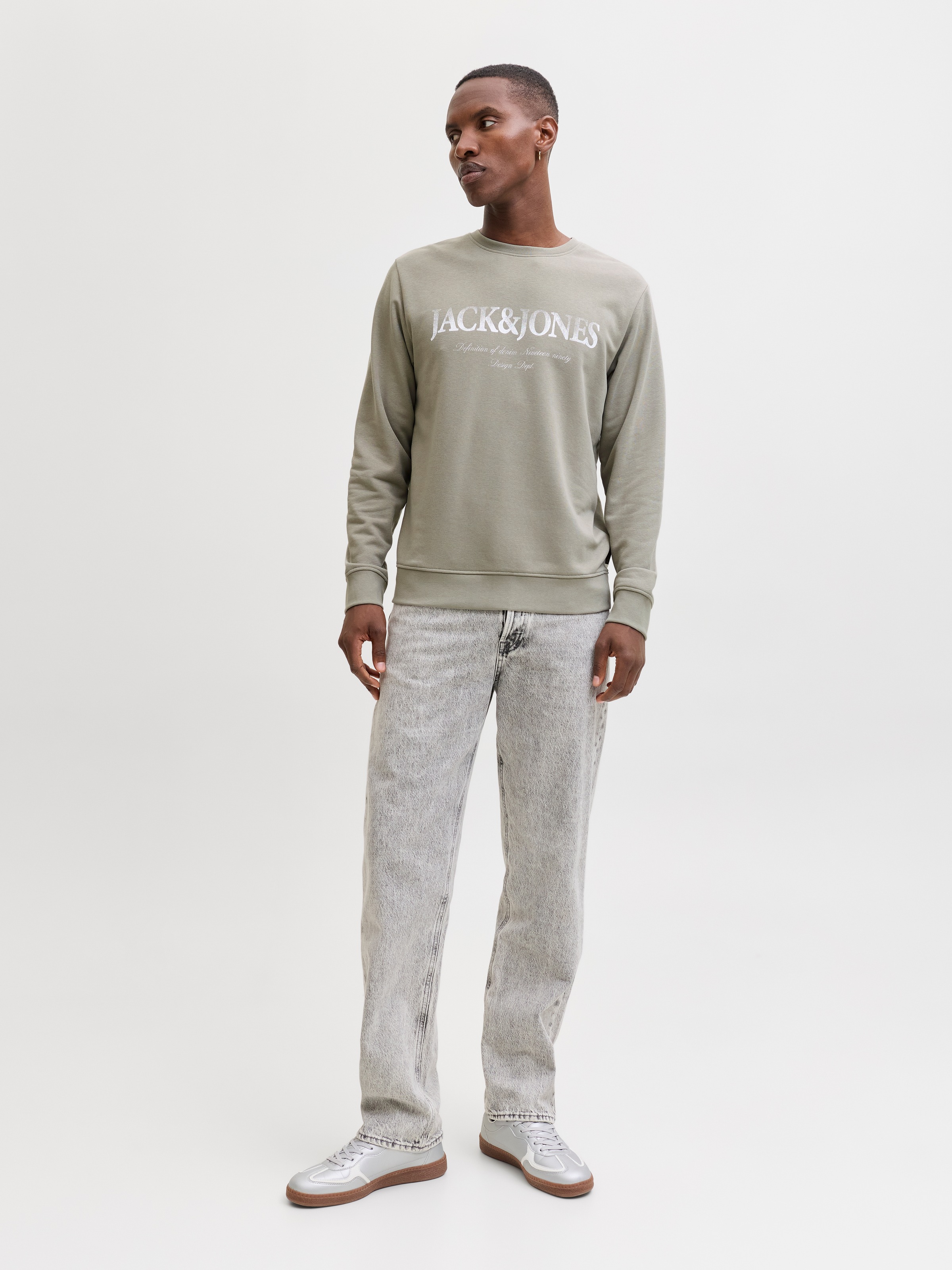 Jack & Jones Sweatshirt »JJDEVIN DAYTONA PRINT SWEAT CREW NECK«
