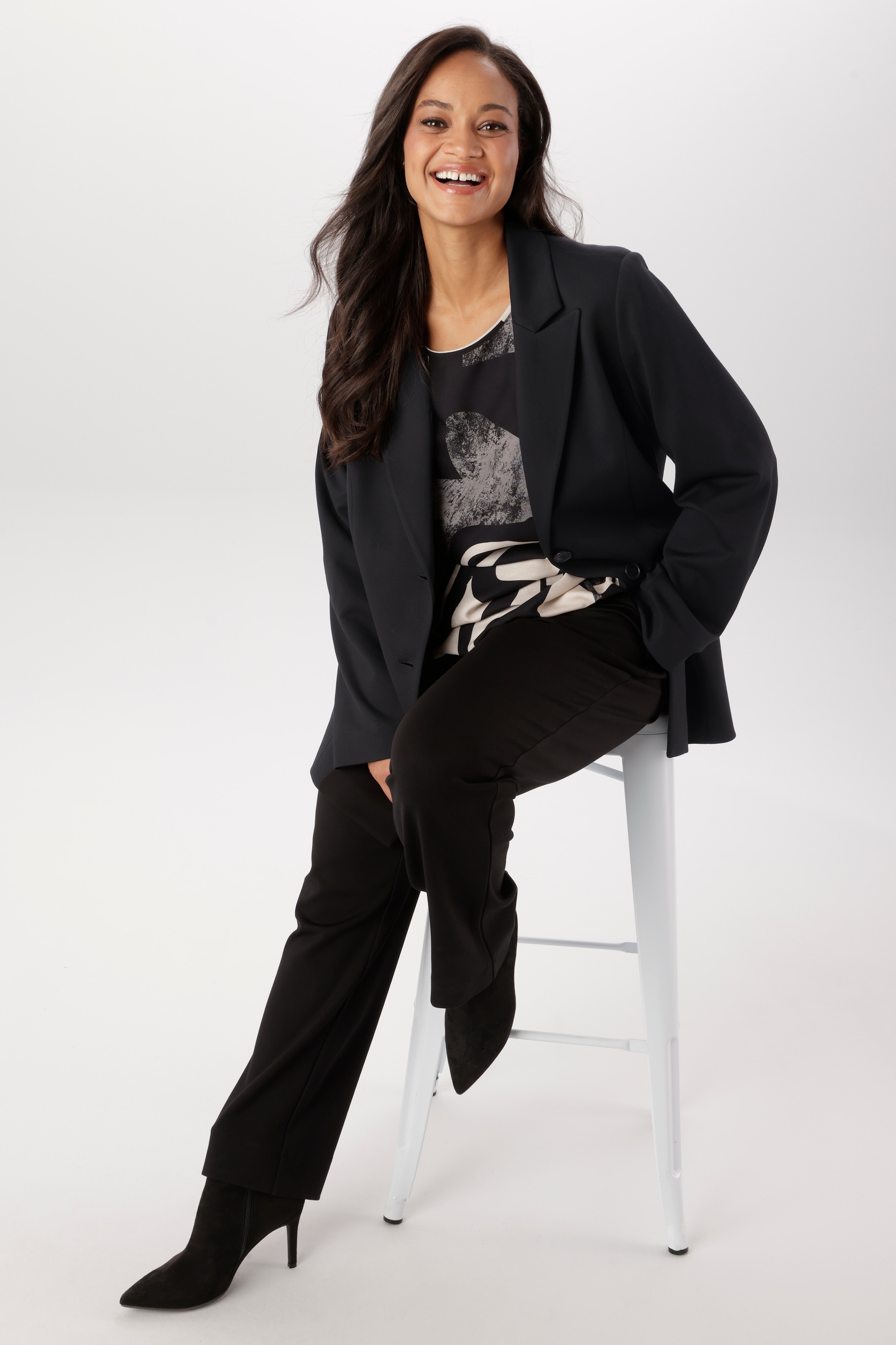 Aniston PLUS Jerseyblazer aus super bequemer elastischer Qualität