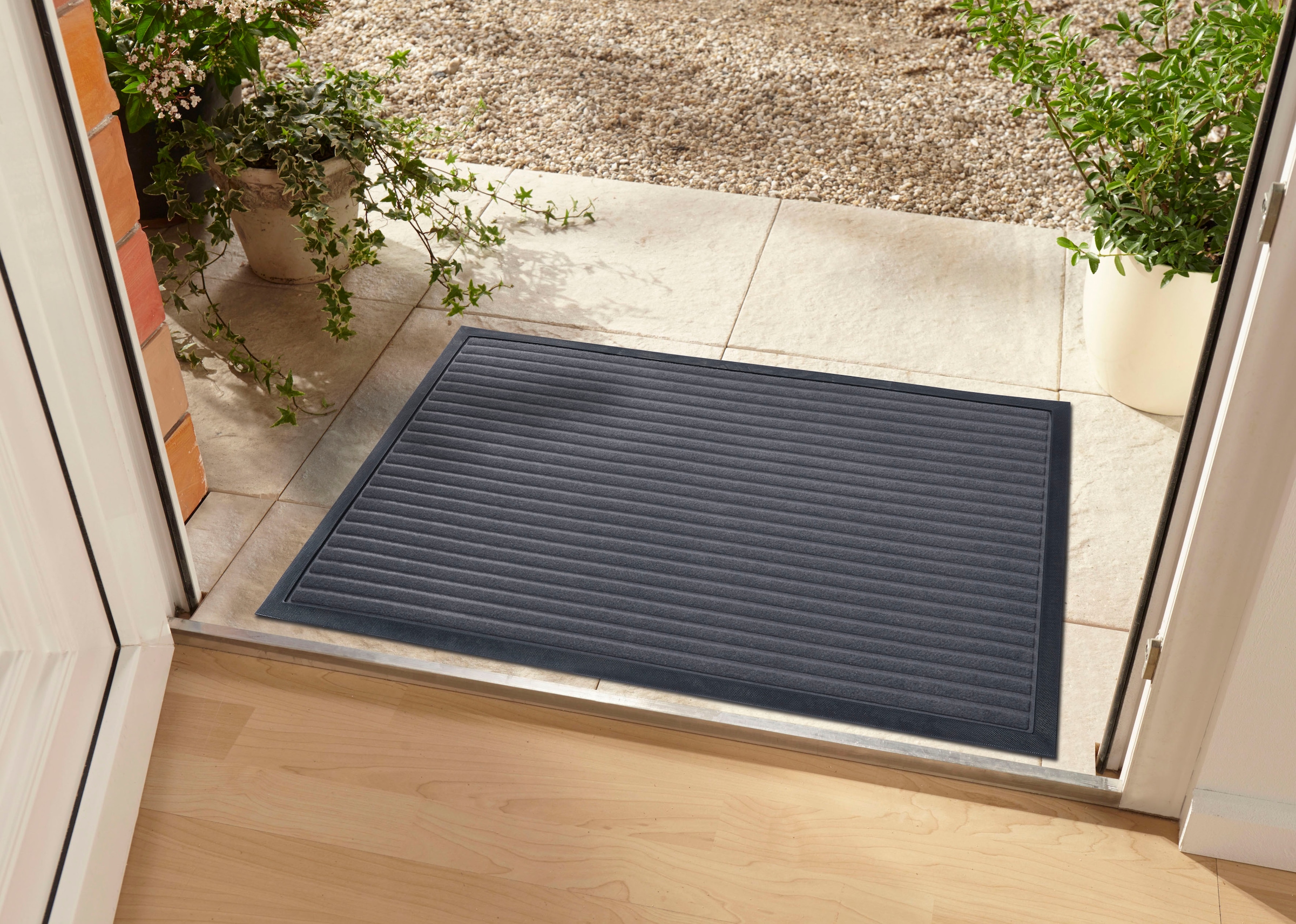 HANSE Home Fussmatte »High Low Striped Mat«, rechteckig, 5 mm Höhe, Schmutzfangmatte, rutschfest, waschbar, wetterfest, Innen, Aussen, Flur