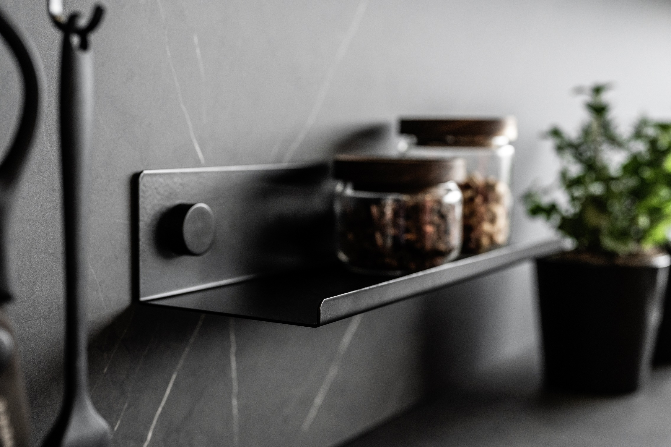 WENKO Étagère de cuisine »Modell Jet S« Regal für die Wand, Industrial Style, pulverbeschichtetes Metall