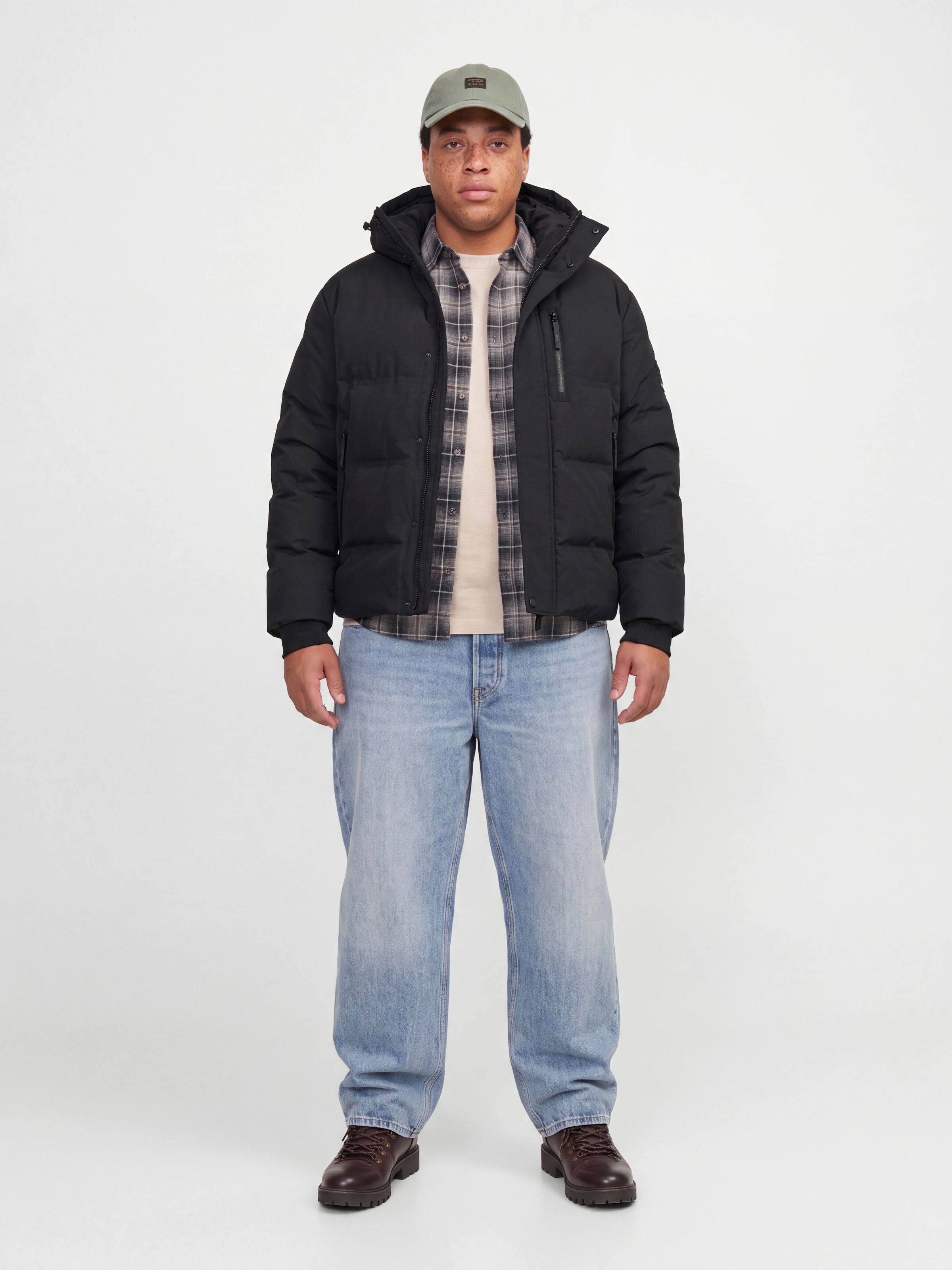 Jack & Jones PlusSize Veste matelassée »JCOTRACE ALPHA PUFFER JACKET PLS« avec capuche Kunstfaser, regular fit