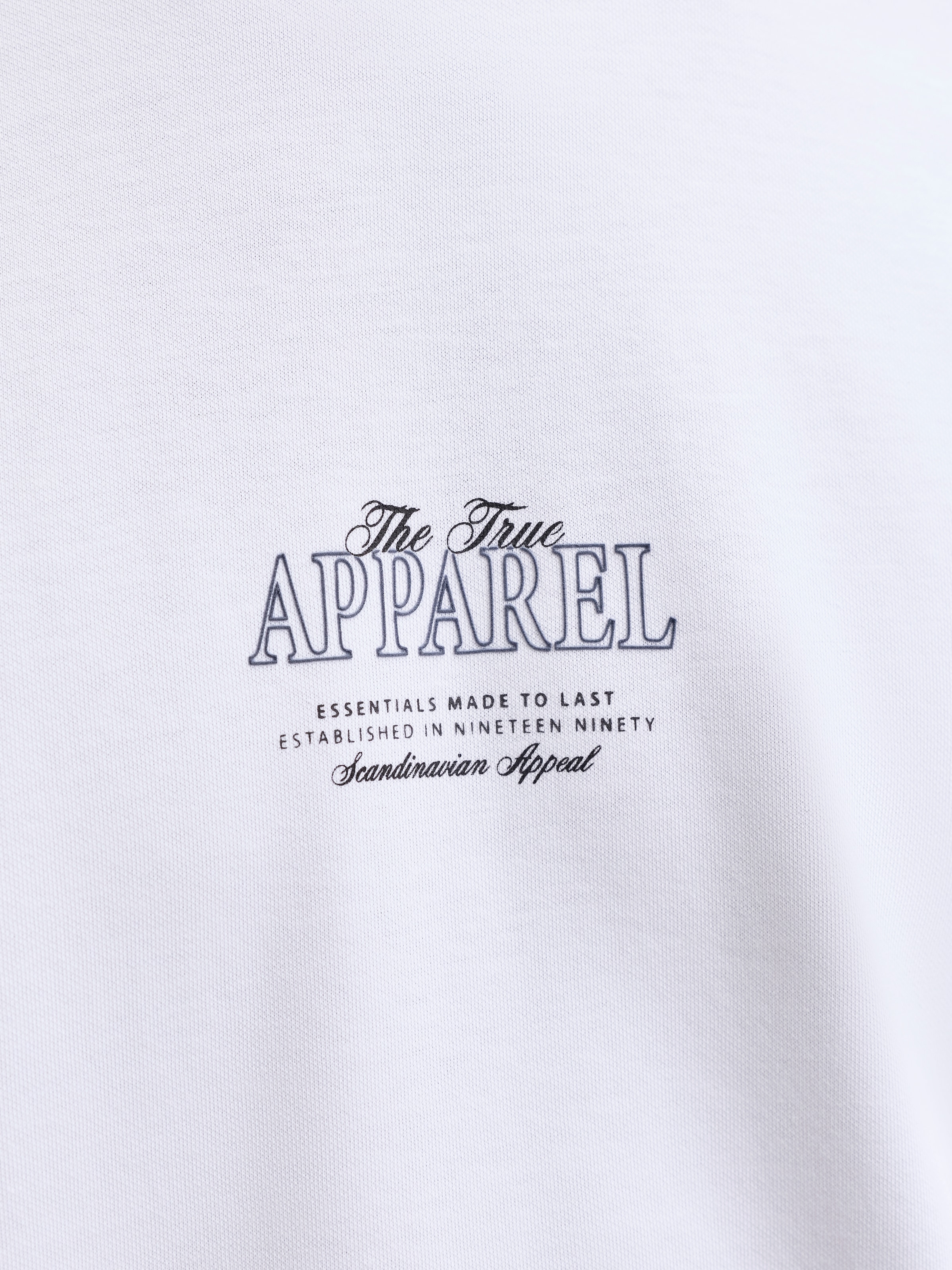Jack & Jones T-shirt »JJEBARRON STUDIO TEE SS O-NECK SN« mélange de coton, coupe ample